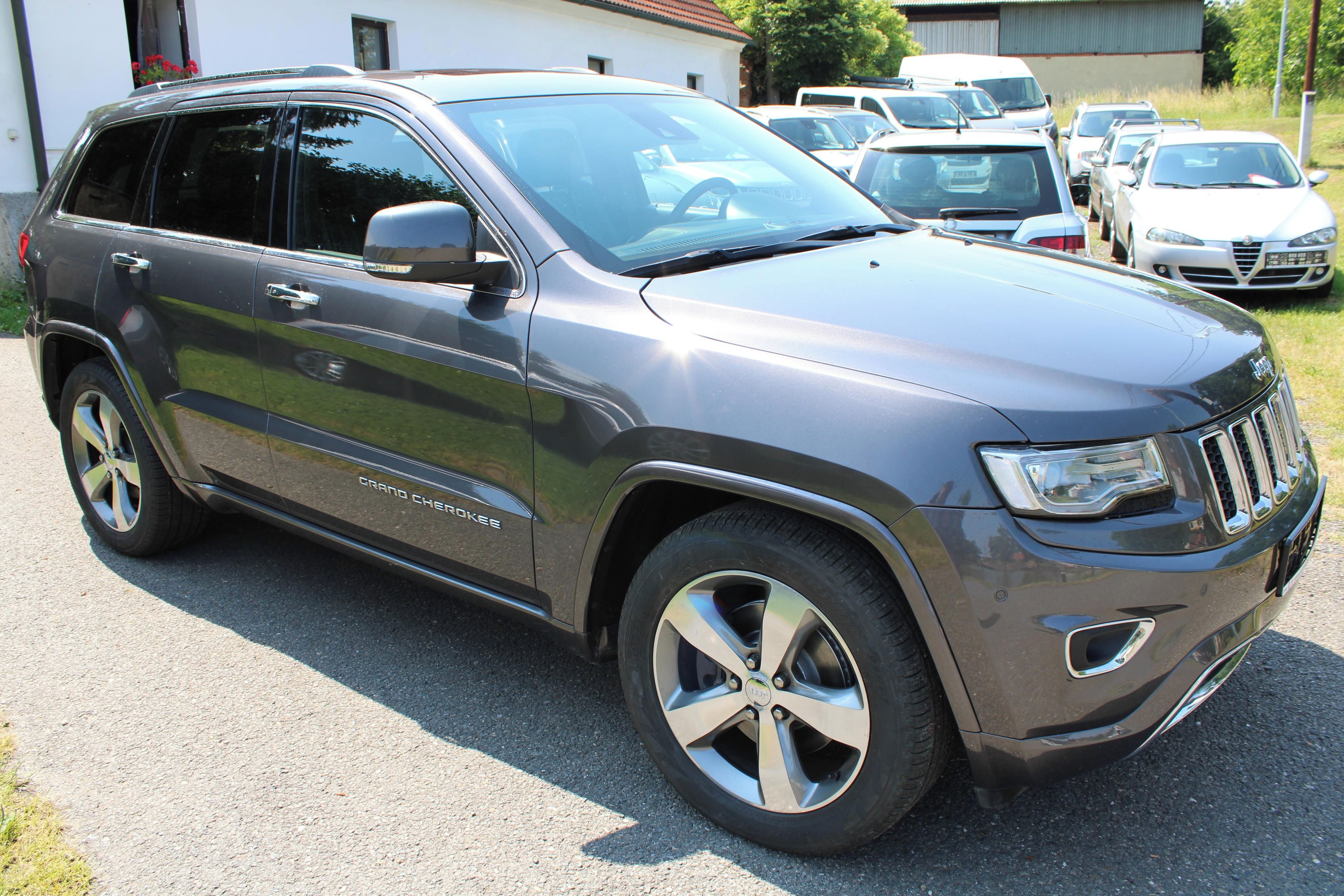 Jeep Grand Cherokee, 3.0 CRD Overland - fotka 5