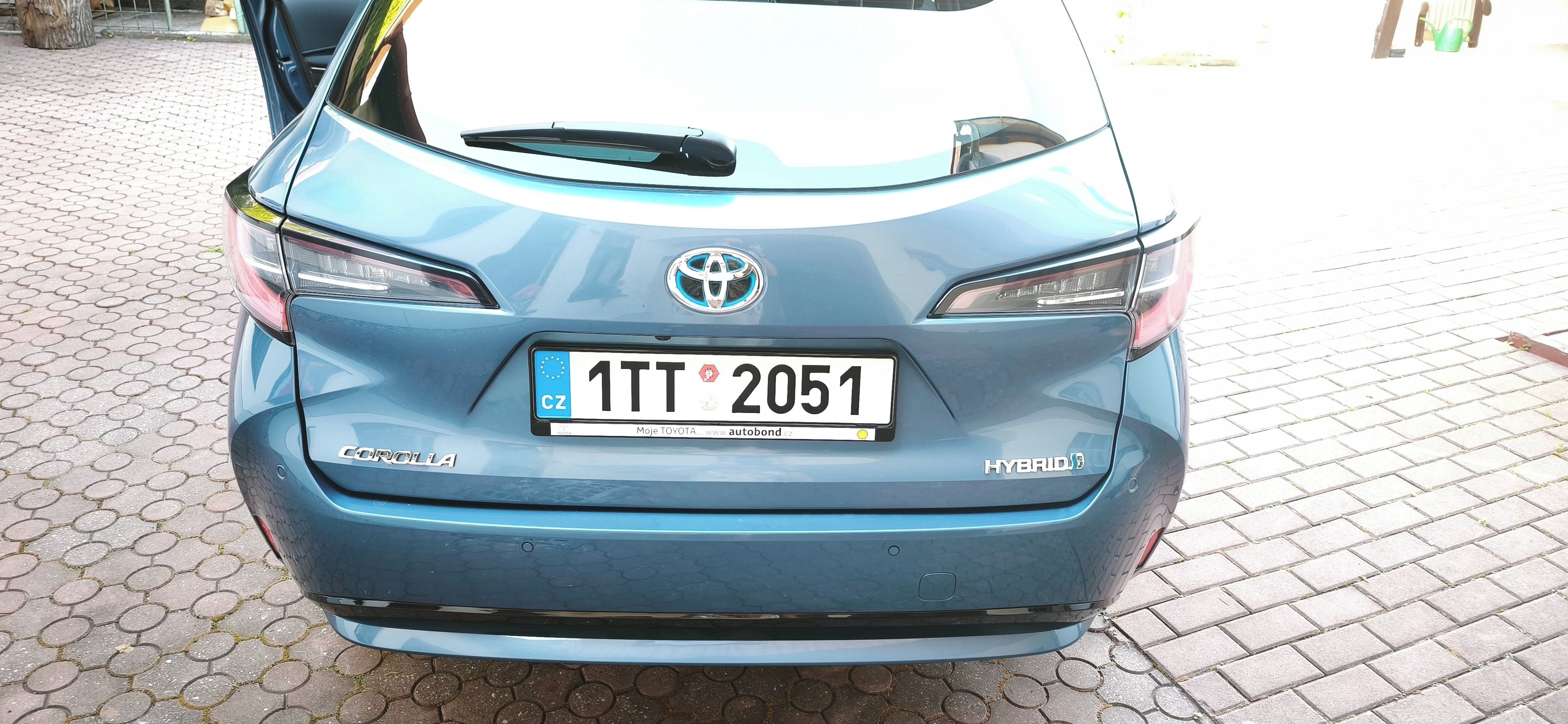 Toyota Corolla, Touring Sports 1.8, hybrid - fotka 2