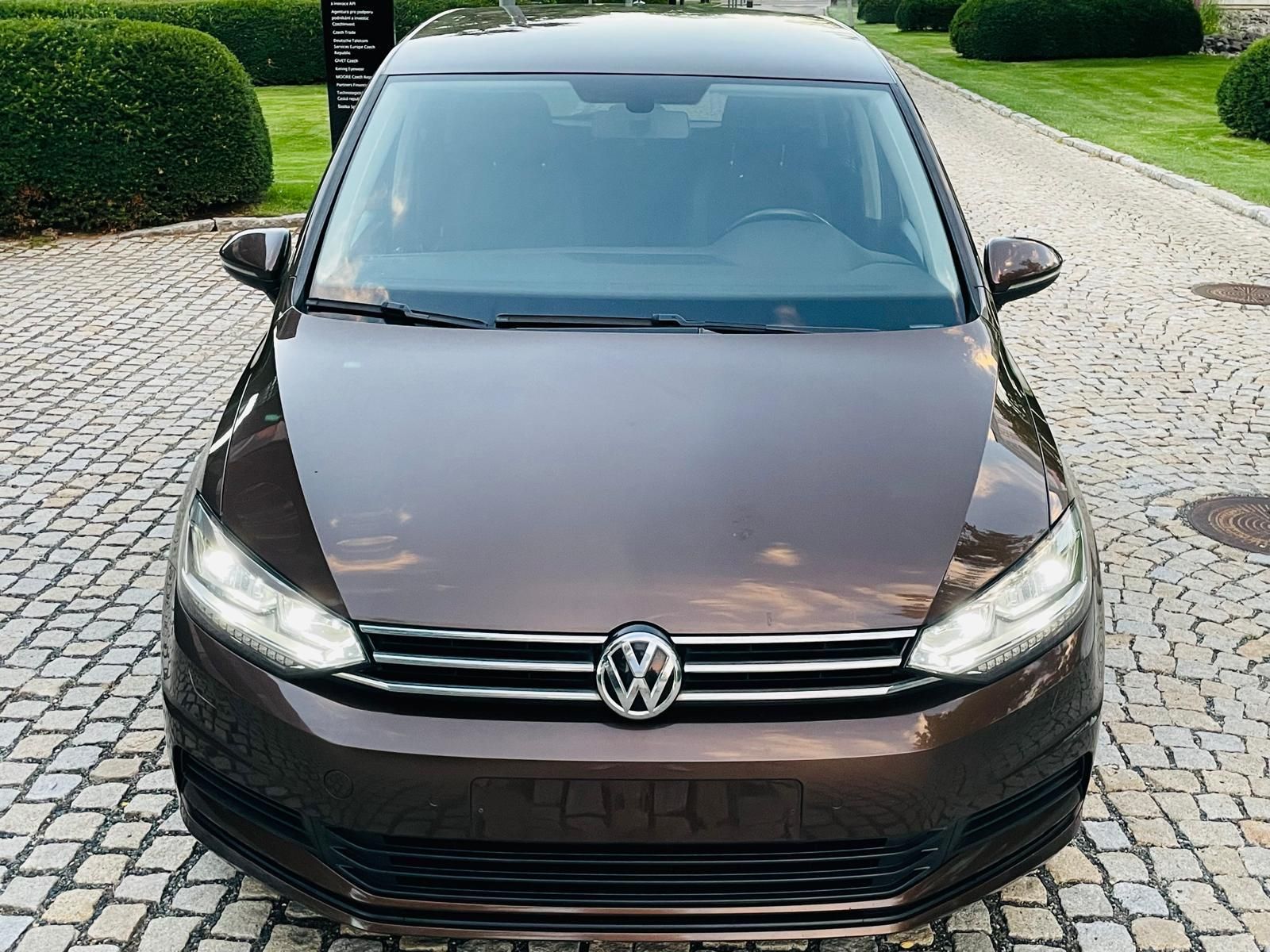 Volkswagen Touran, 1.6TDI MAN 7MIST LED SERVISKA - fotka 5