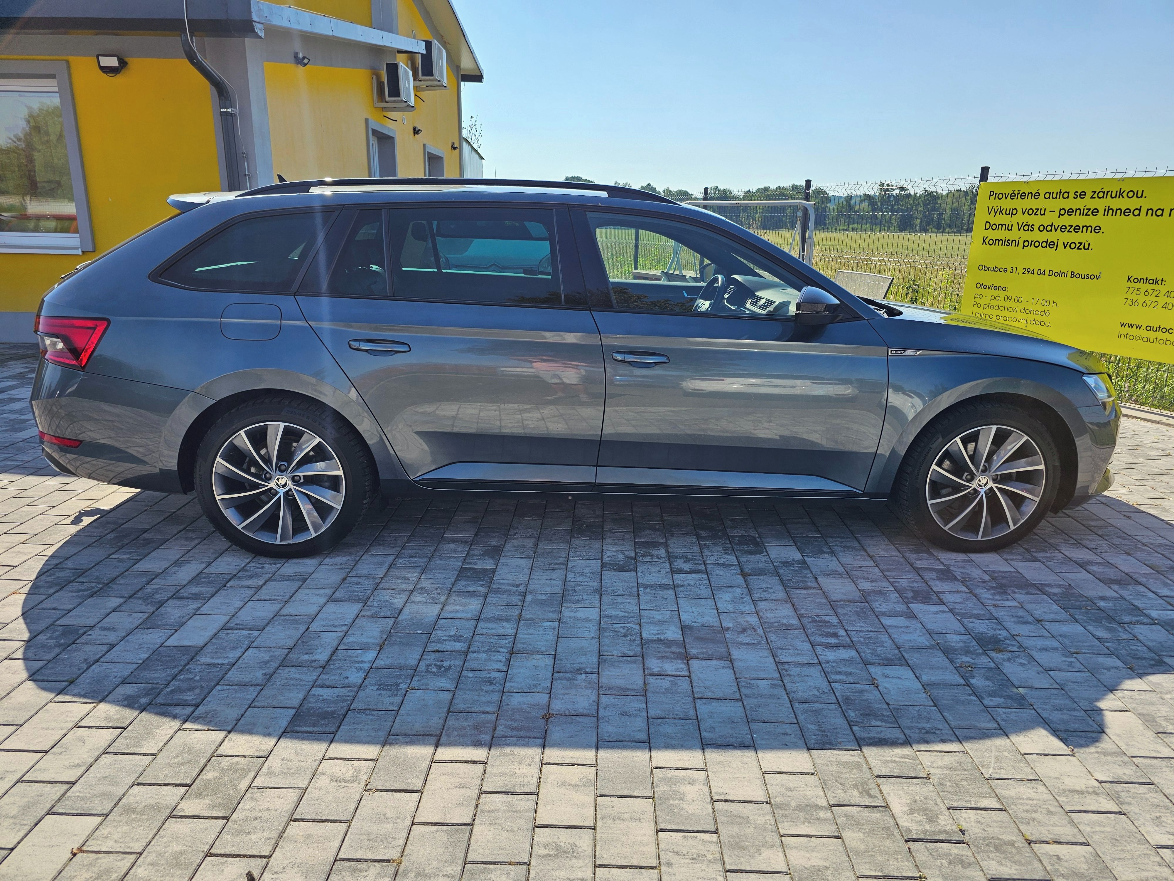 Škoda Superb, 1.4 TSI 160kW iV SportLine DSG - fotka 4