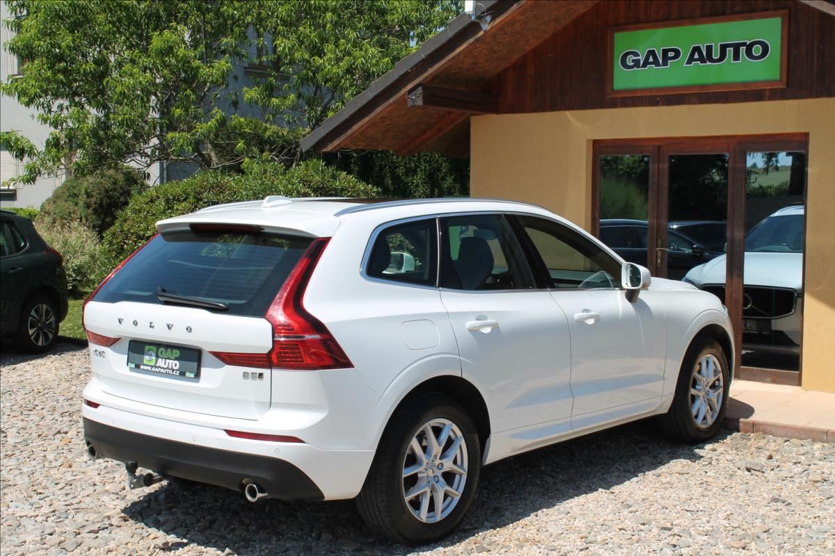 Volvo XC60, 2.0 B5 173kW AWD FULL LED DPH - fotka 6