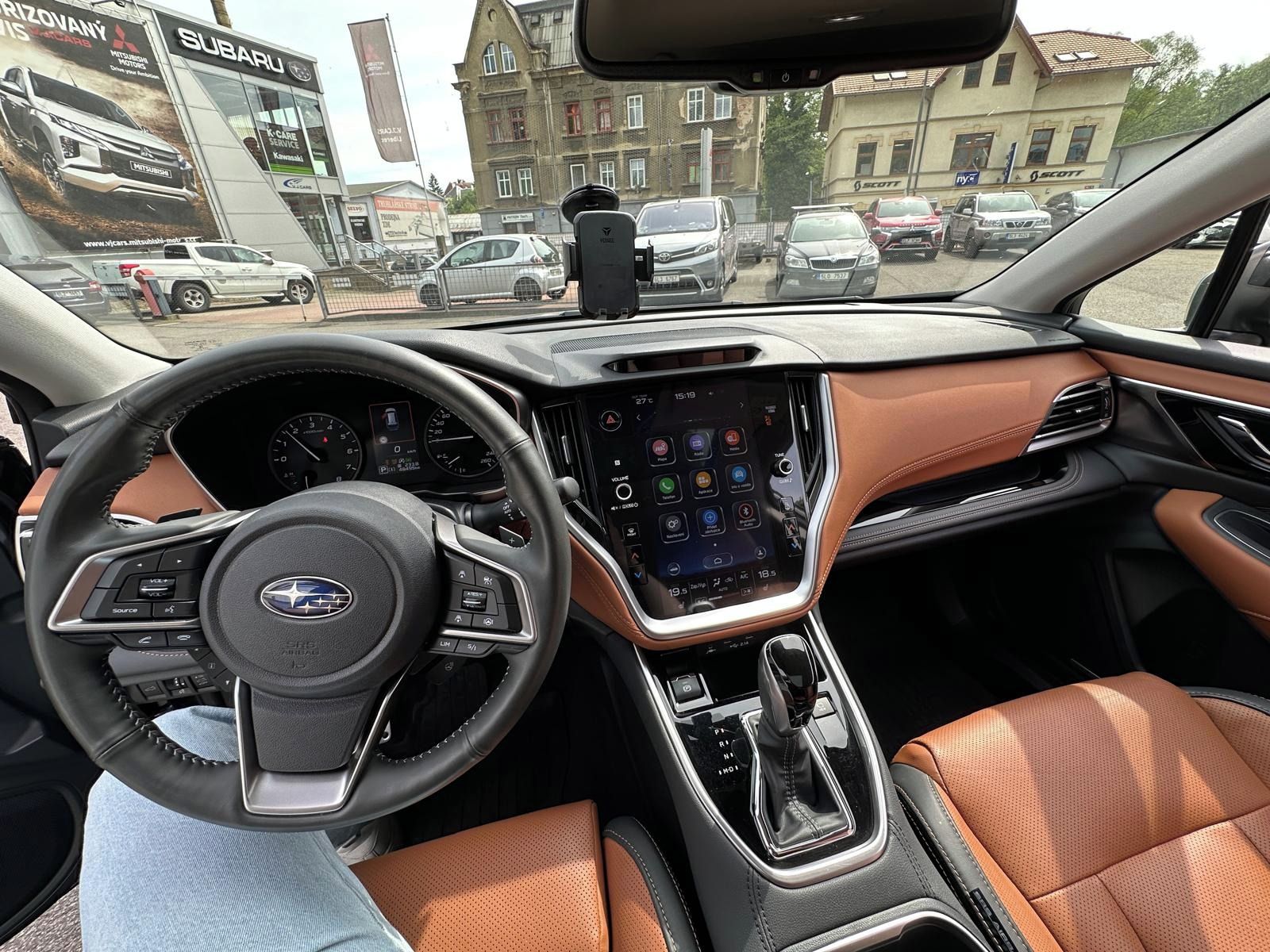 Subaru Outback, Outback Touring - fotka 4