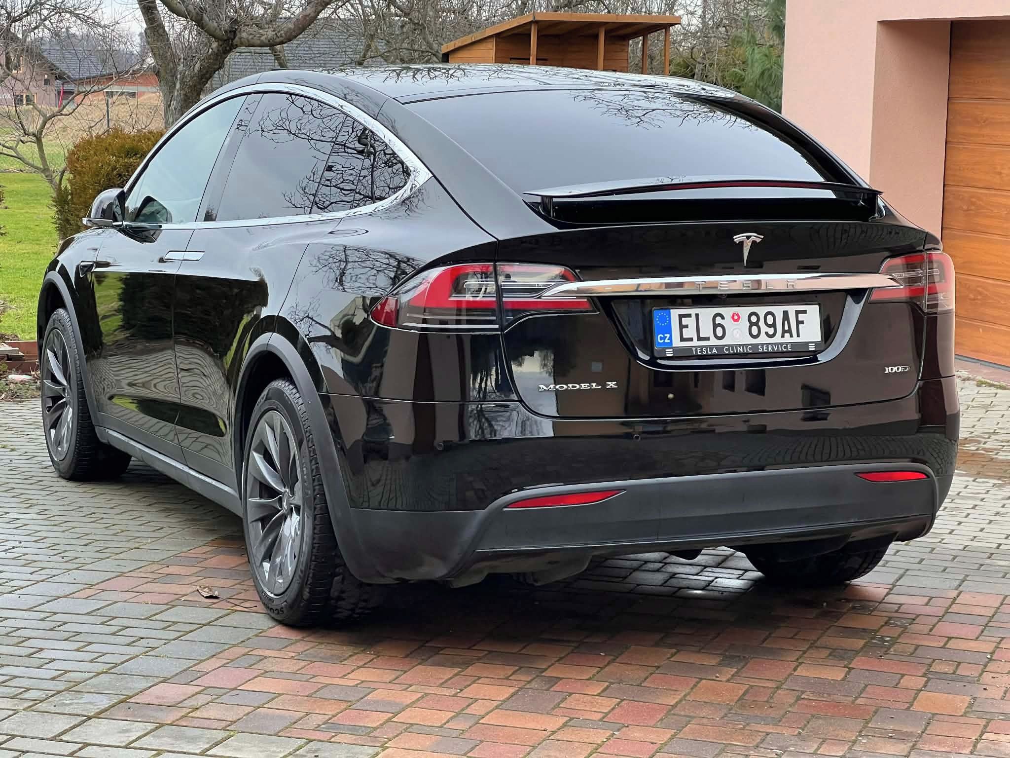 Tesla Model X, 100D 6 míst vzduch taž. DPH - fotka 2