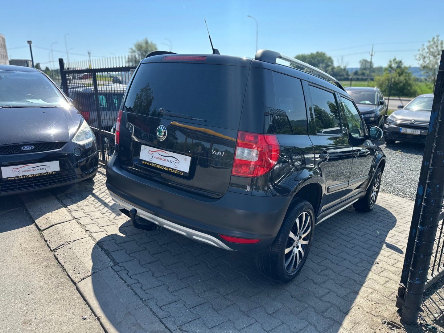 Škoda Yeti, 2.0TDi 4X4, NAVI, VÝHŘEV OKNA - fotka 5