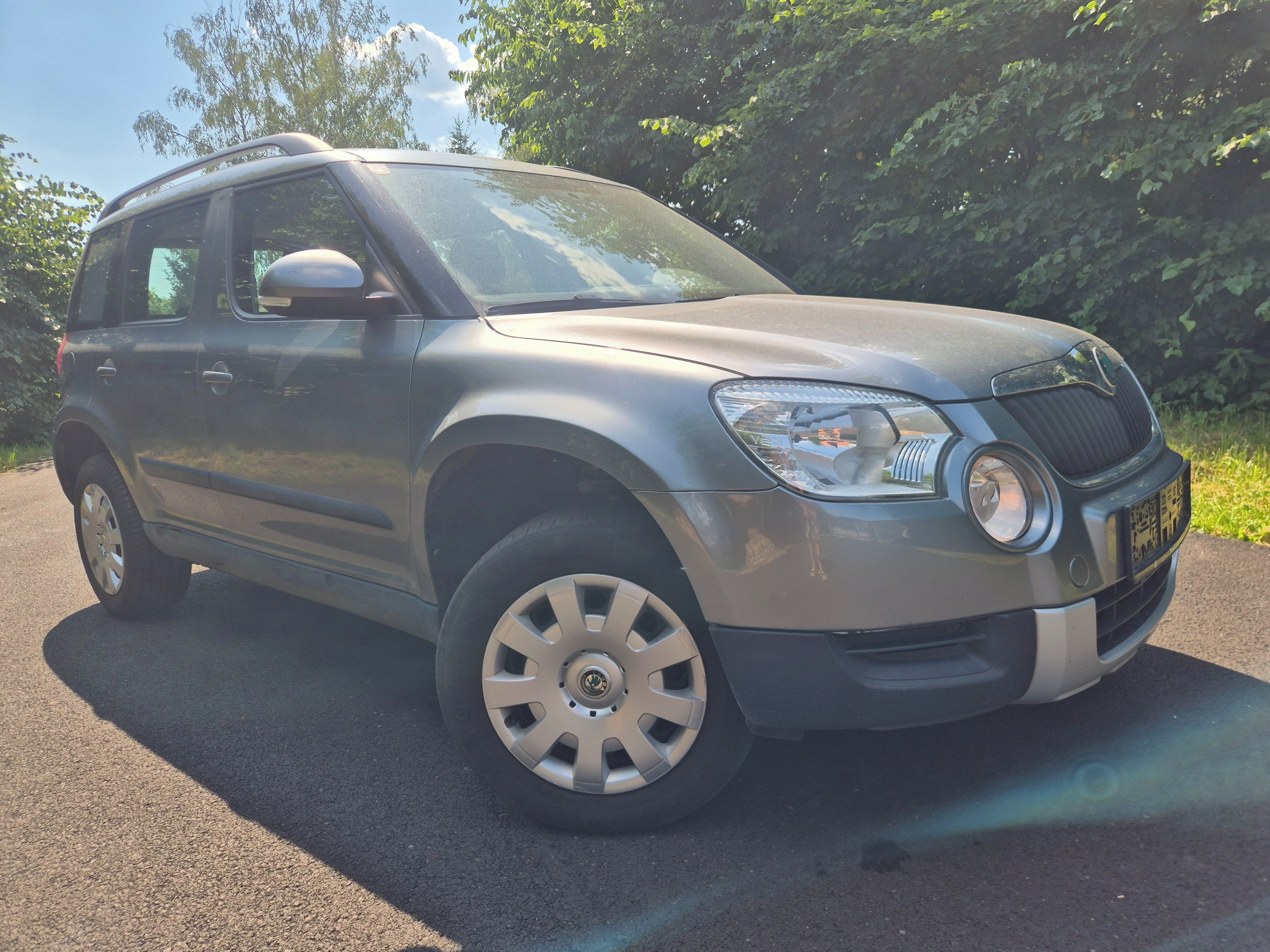 Škoda Yeti, 1 maj.plný servis ZÁRUKA 1 ROK - fotka 2