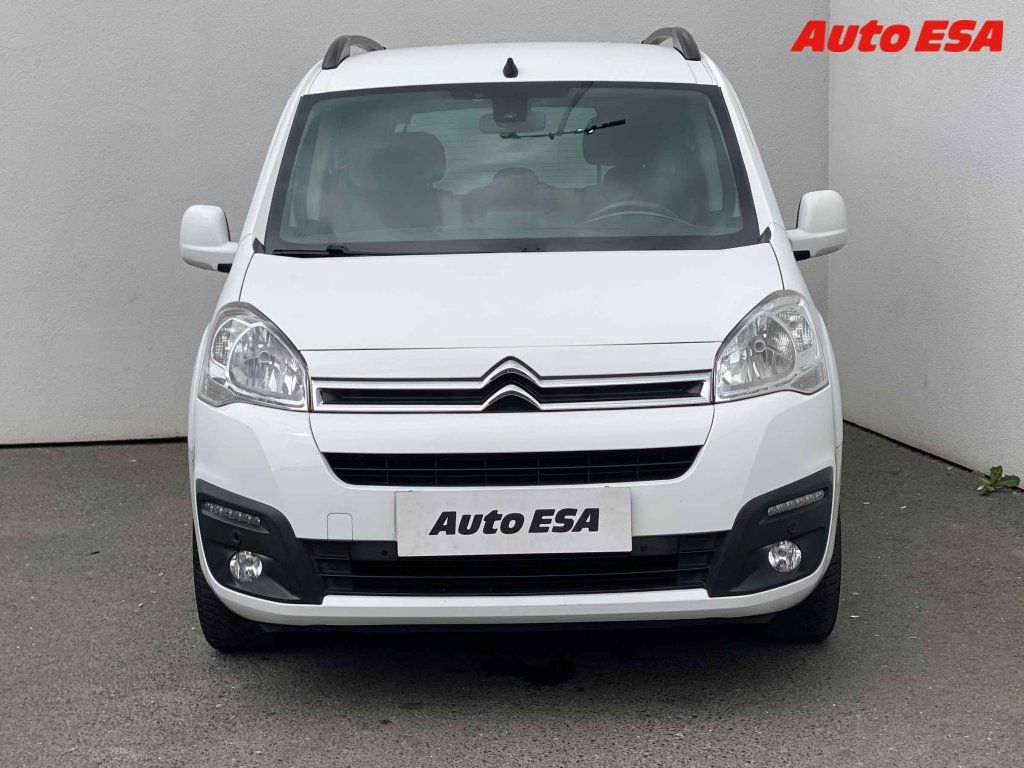 Citroën Berlingo, 1.2T,navi - fotka 2