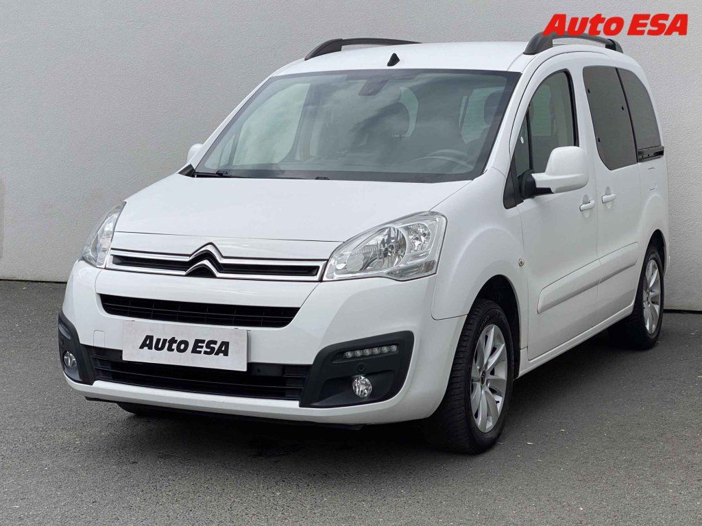 Citroën Berlingo, 1.2T,navi - fotka 3