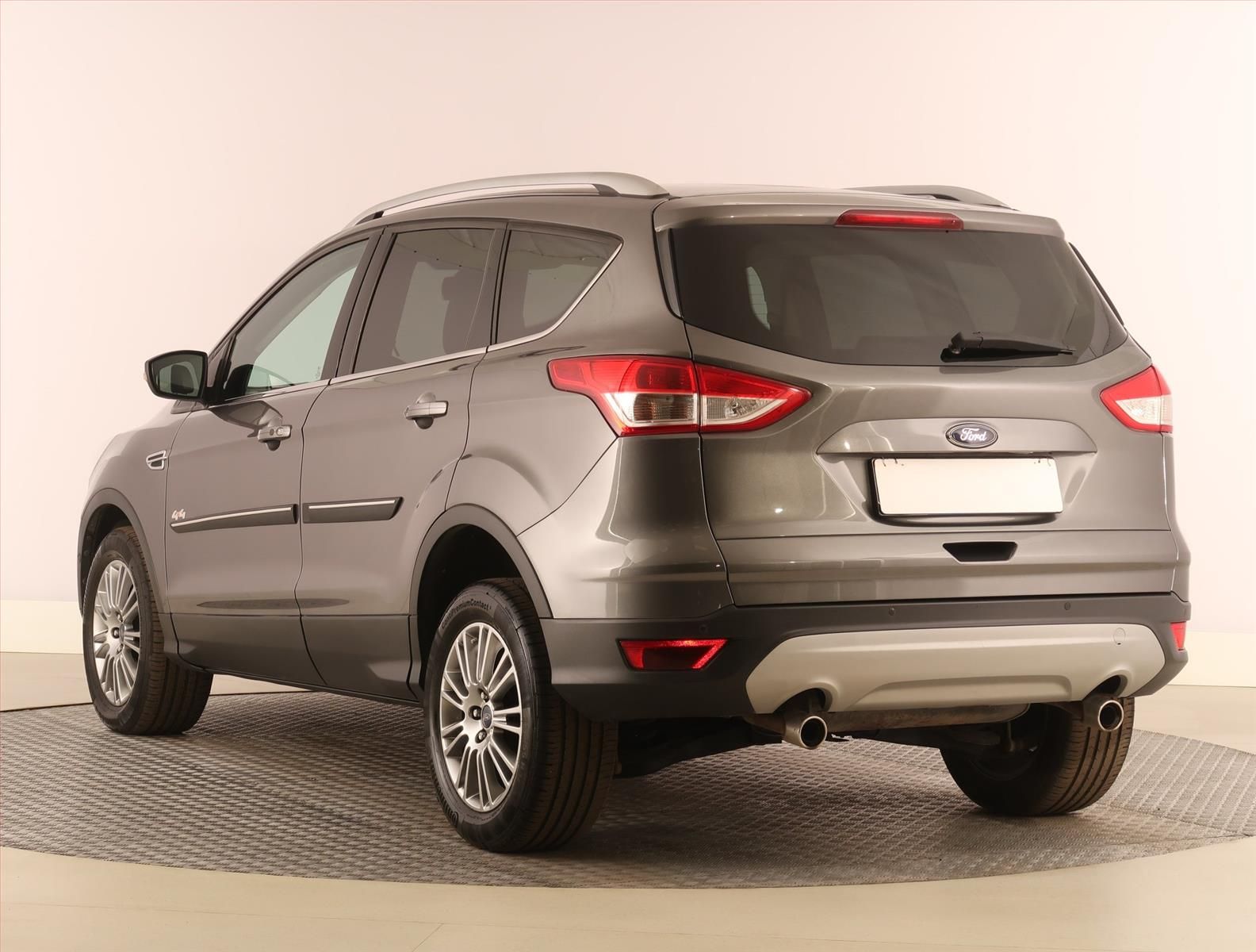 Ford Kuga, 2.0 TDCi, 4X4, Serv.kniha - fotka 4