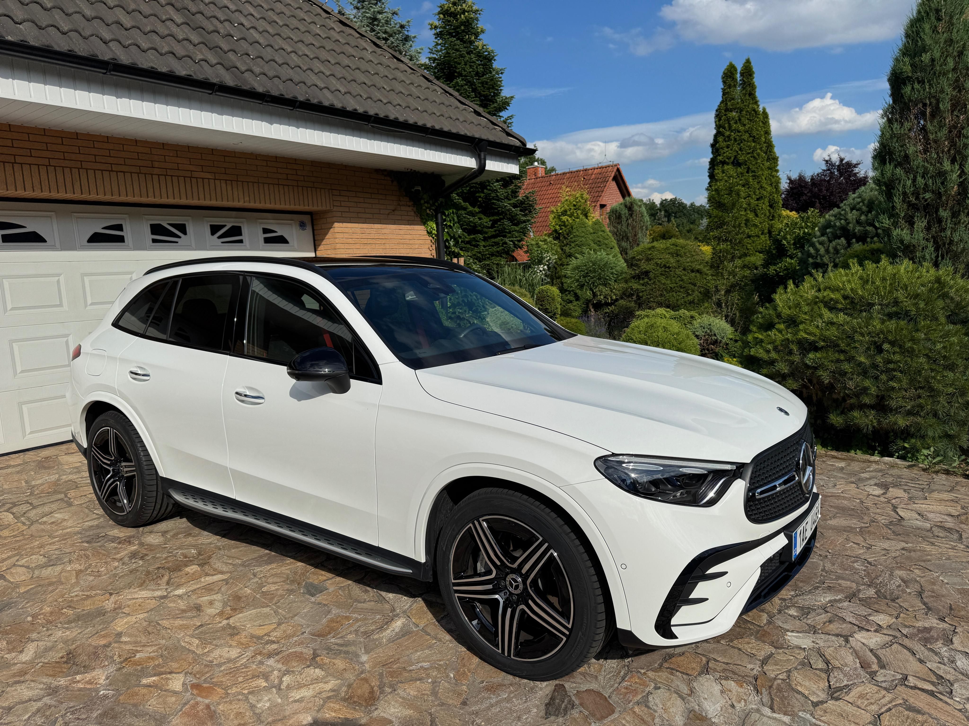 Mercedes-Benz GLC, 300 AMG 4MATIC*ČR*DPH*7.000 km - fotka 5