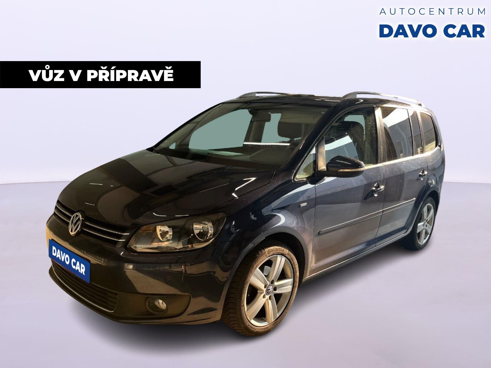 Volkswagen Touran, 1,6 TDI Cup Panorama Serv.knih
