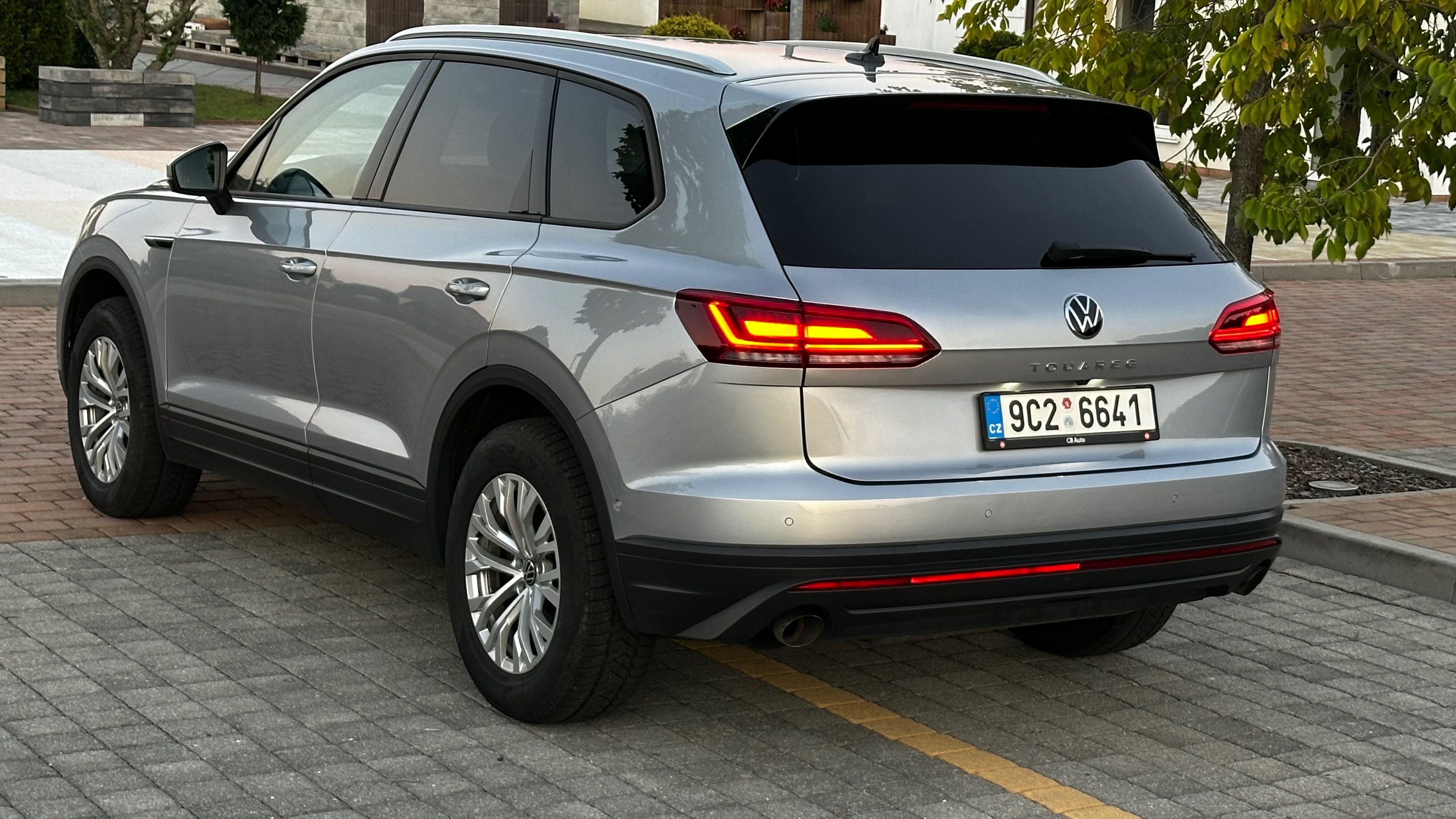 Volkswagen Touareg, 3.0TDi,4MOTT.,VIRTUAL,ČR, DPH! - fotka 4