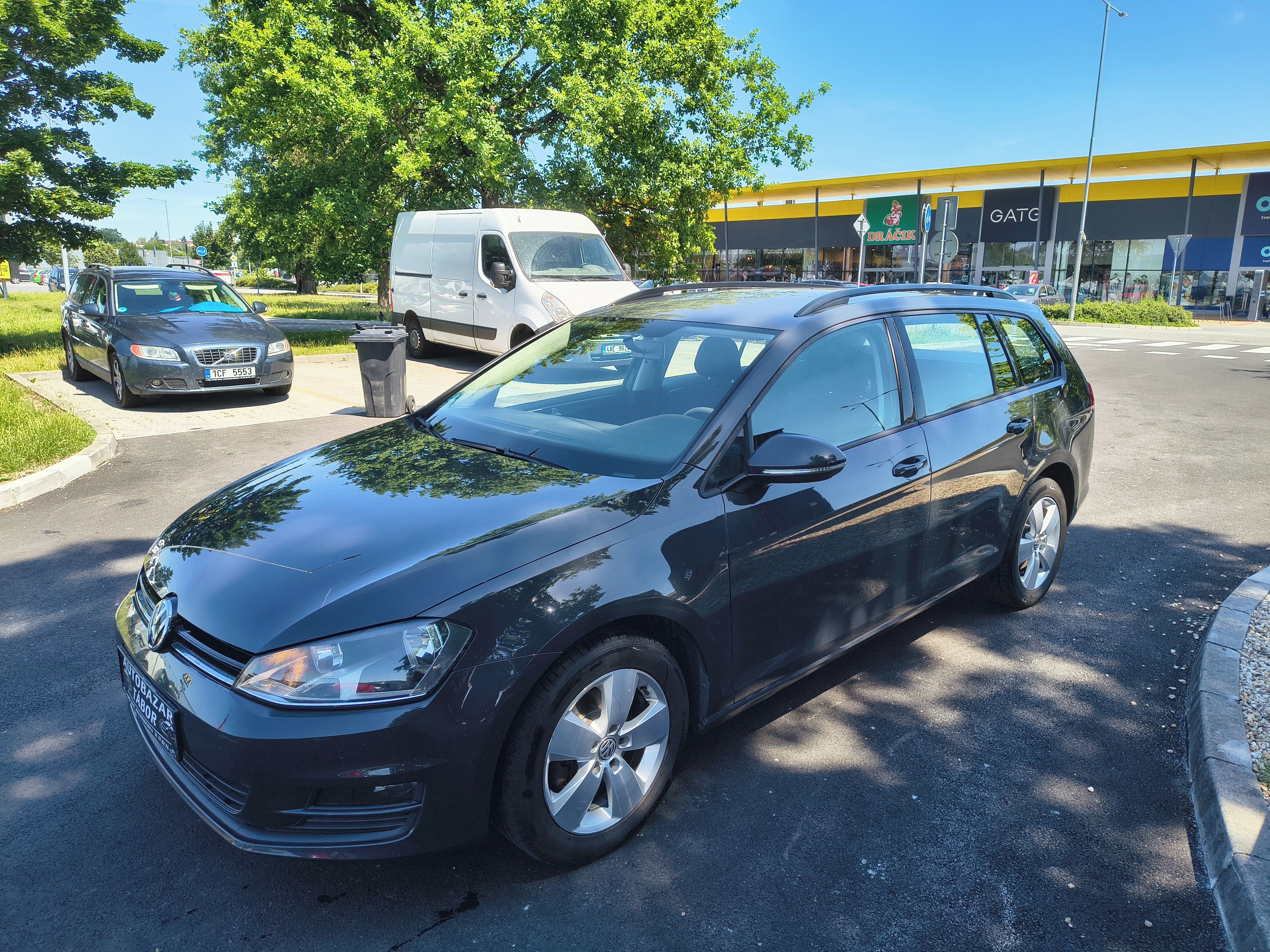 Volkswagen Golf, VII 1.6 TDI Trendline.