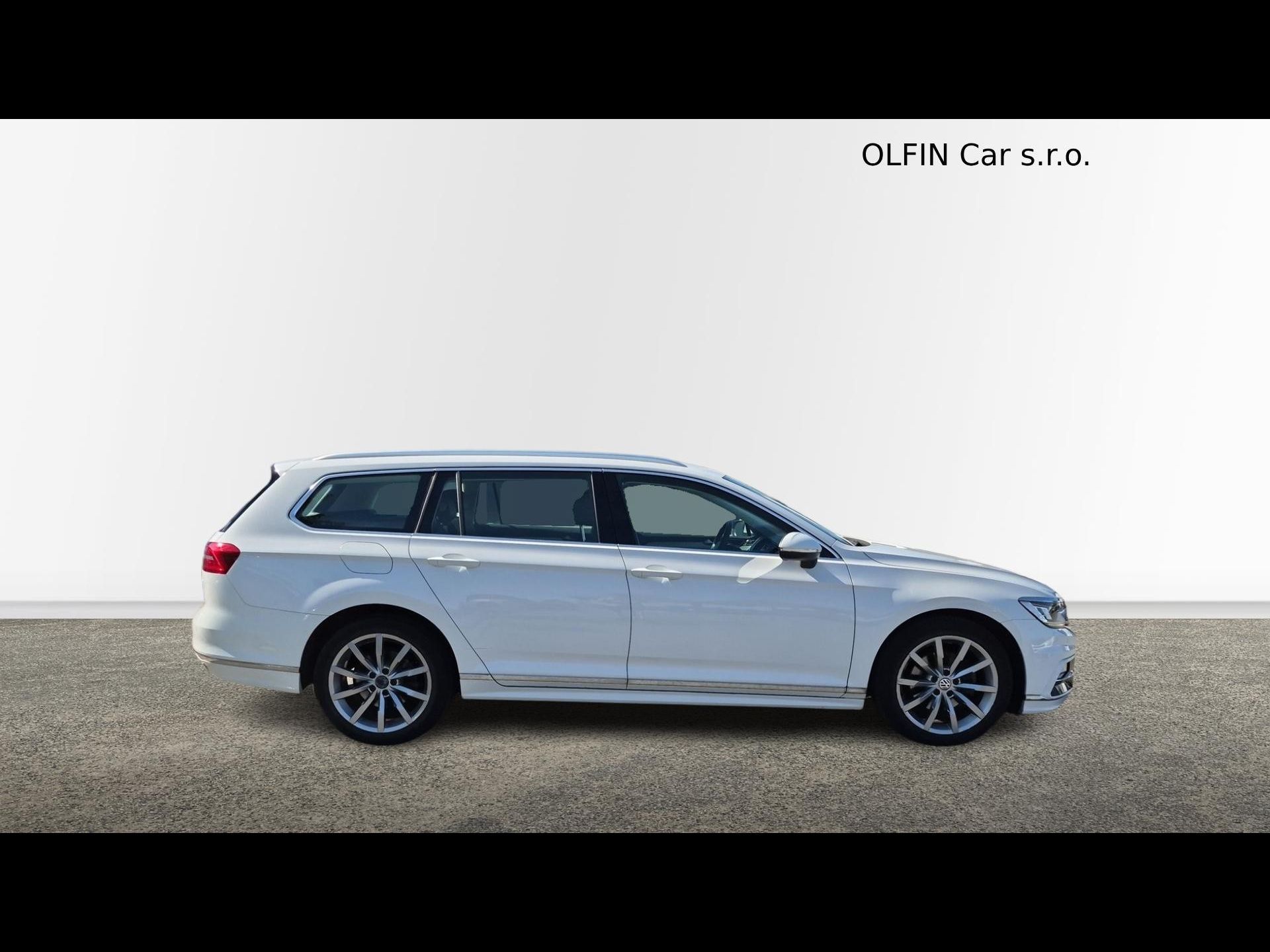 Volkswagen Passat, 2.0 TDI 110kw R-Line - fotka 6