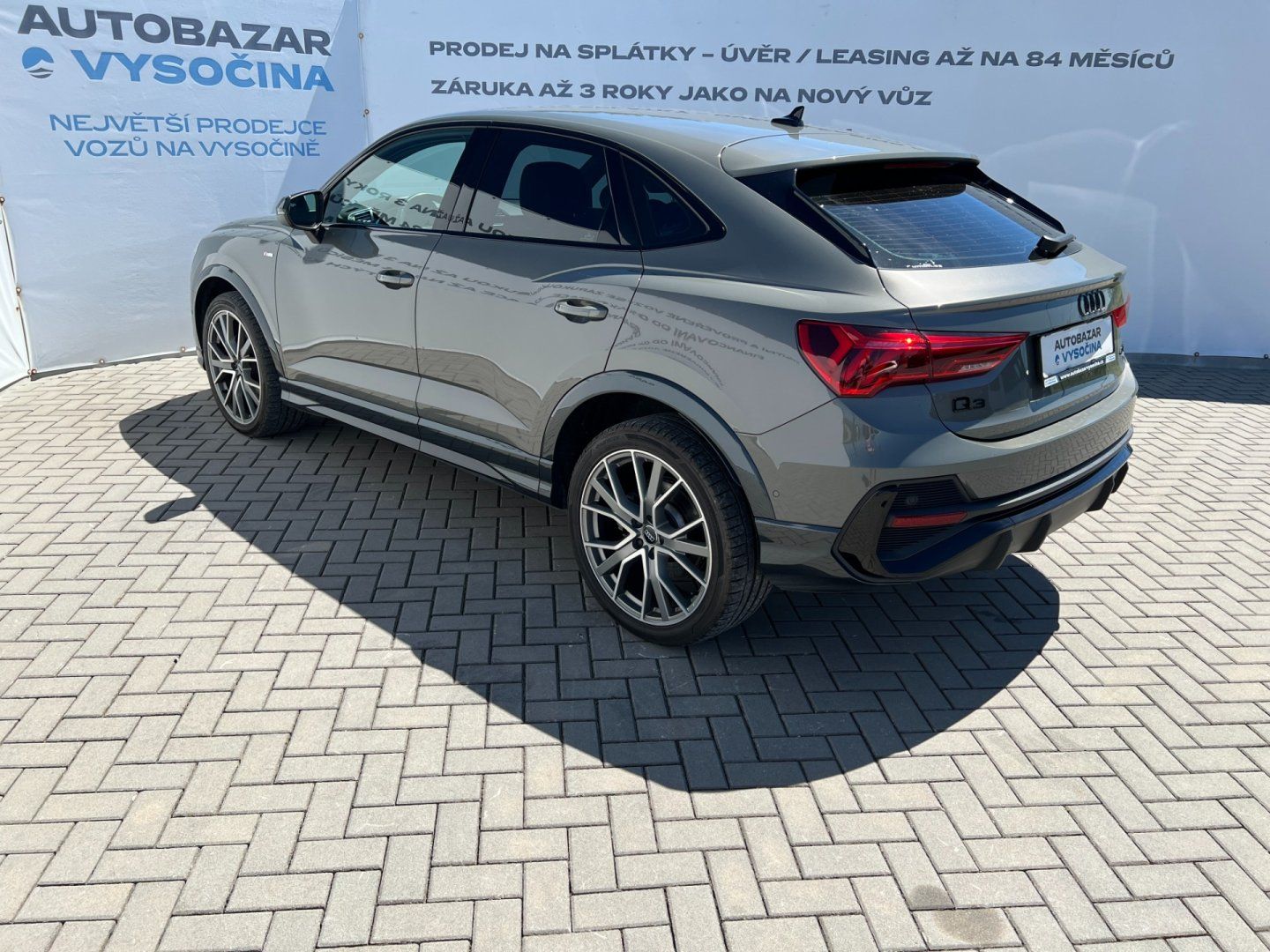 Audi Q3, 2.0TFSi SB 4x4 S-Line! Webasto - fotka 6