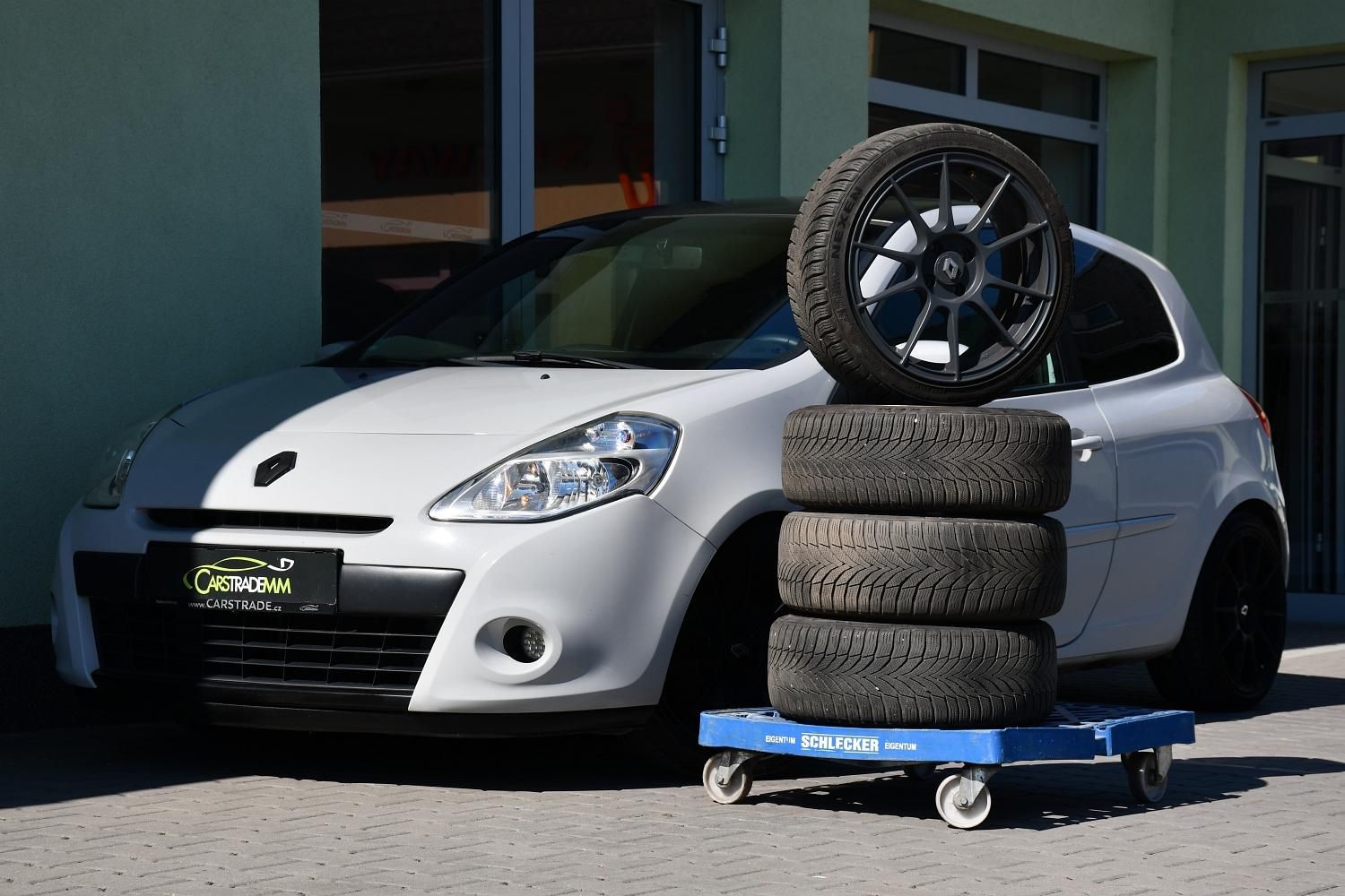 Renault Clio, 1,2i 55KW 2xKOLA - fotka 2