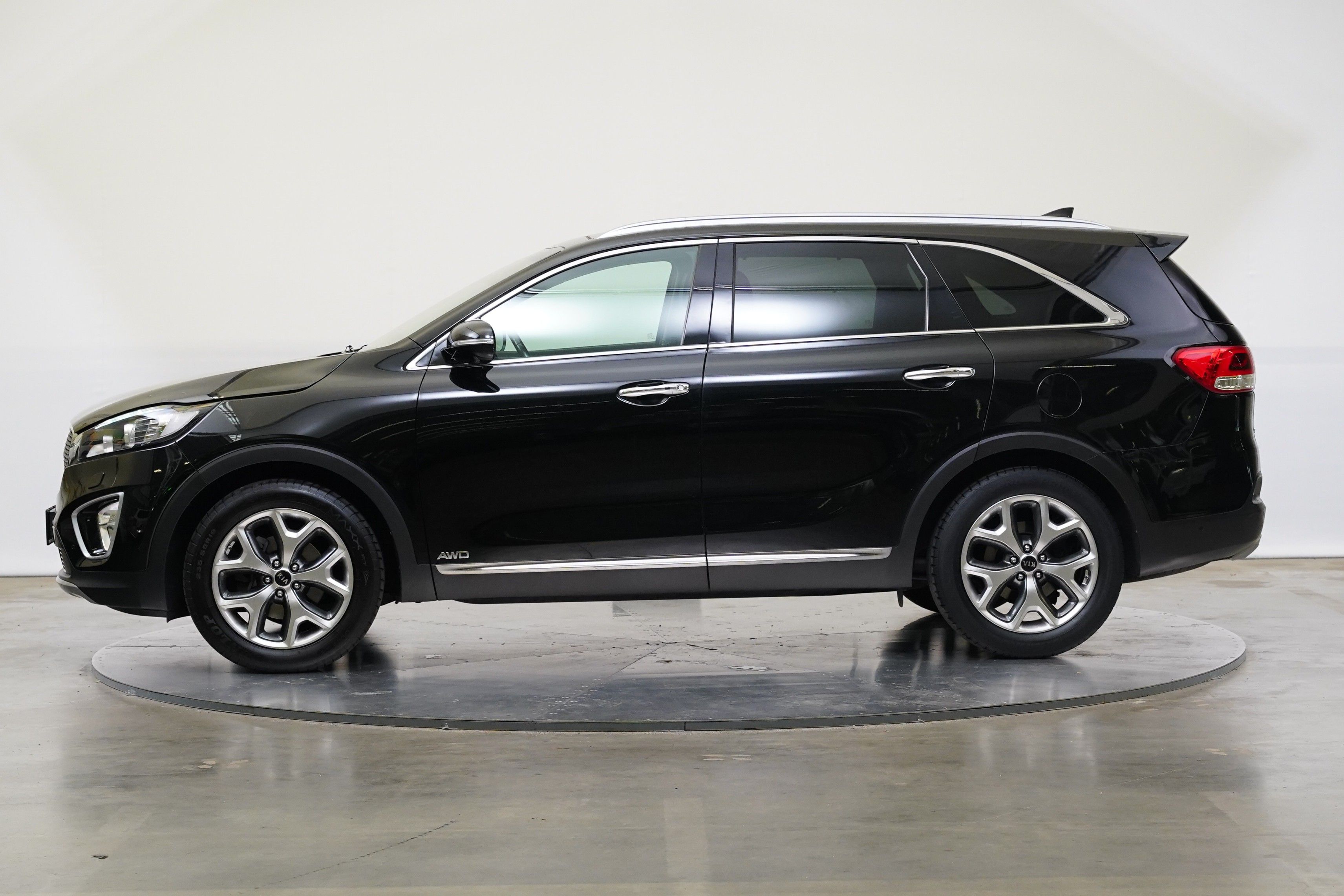 Kia Sorento, 2.2 CRDi 147 kW 4WD Platinum - fotka 3