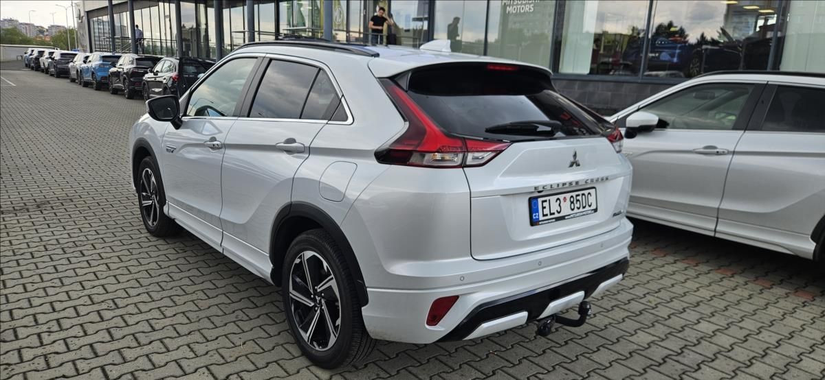 Mitsubishi Eclipse, 2,4 PHEV PLUG-in Hybrid 4x4  I - fotka 6