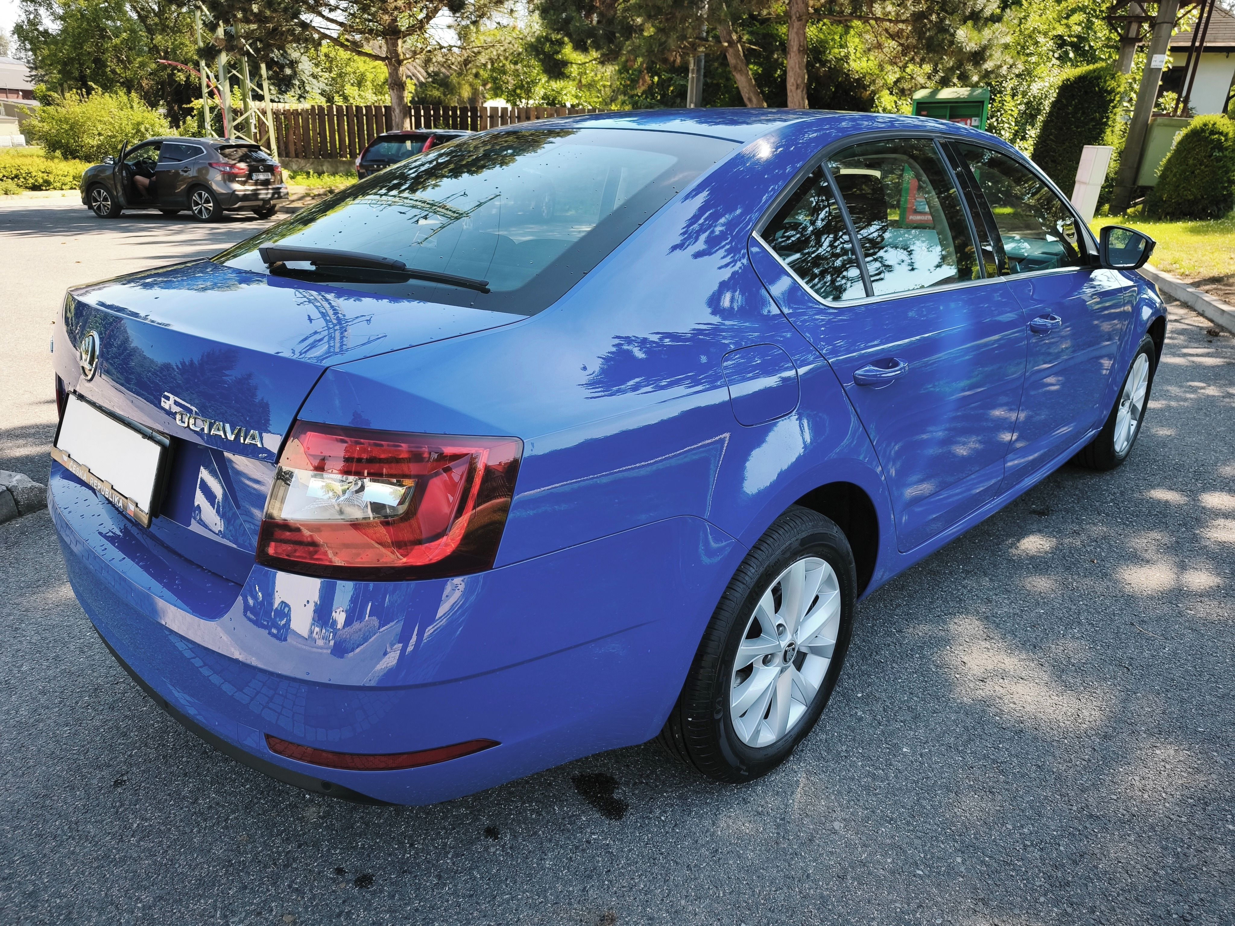 Škoda Octavia, 1.6 TDI STYLE, DSG, Č.R. 1 maj - fotka 5