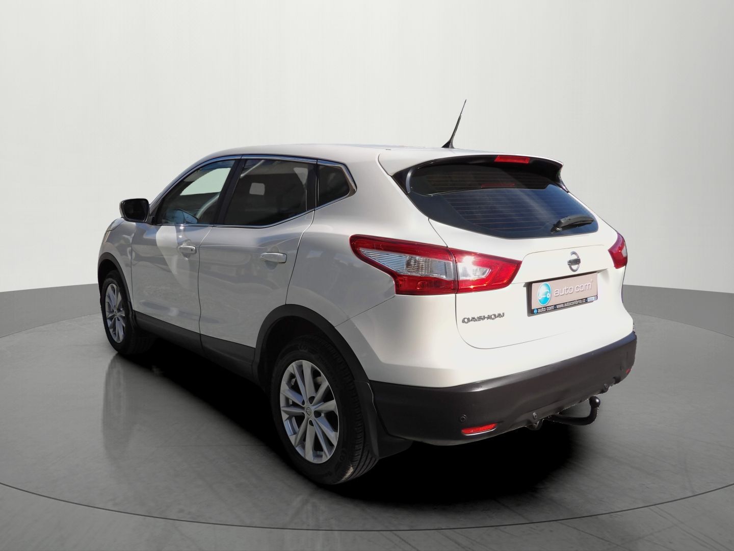 Nissan Qashqai, 1.6dCi 4WD Tažné Kamera ČR - fotka 3