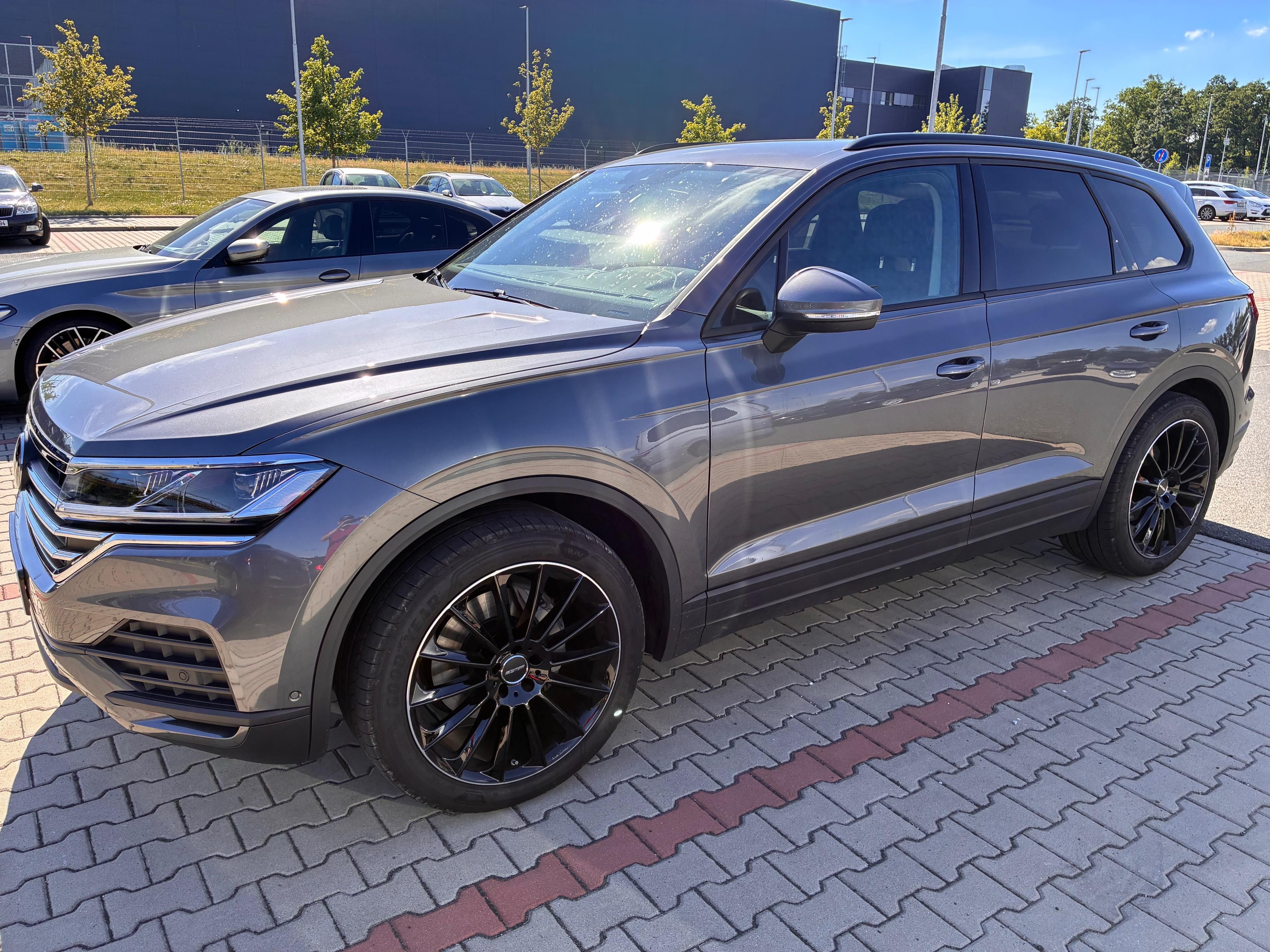 Volkswagen Touareg, 3.0TDI 210 kw - fotka 2