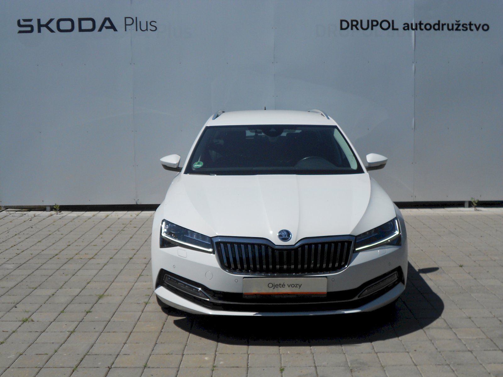 Škoda Superb, Combi III 2.0 TDI - 110 kW, St - fotka 4