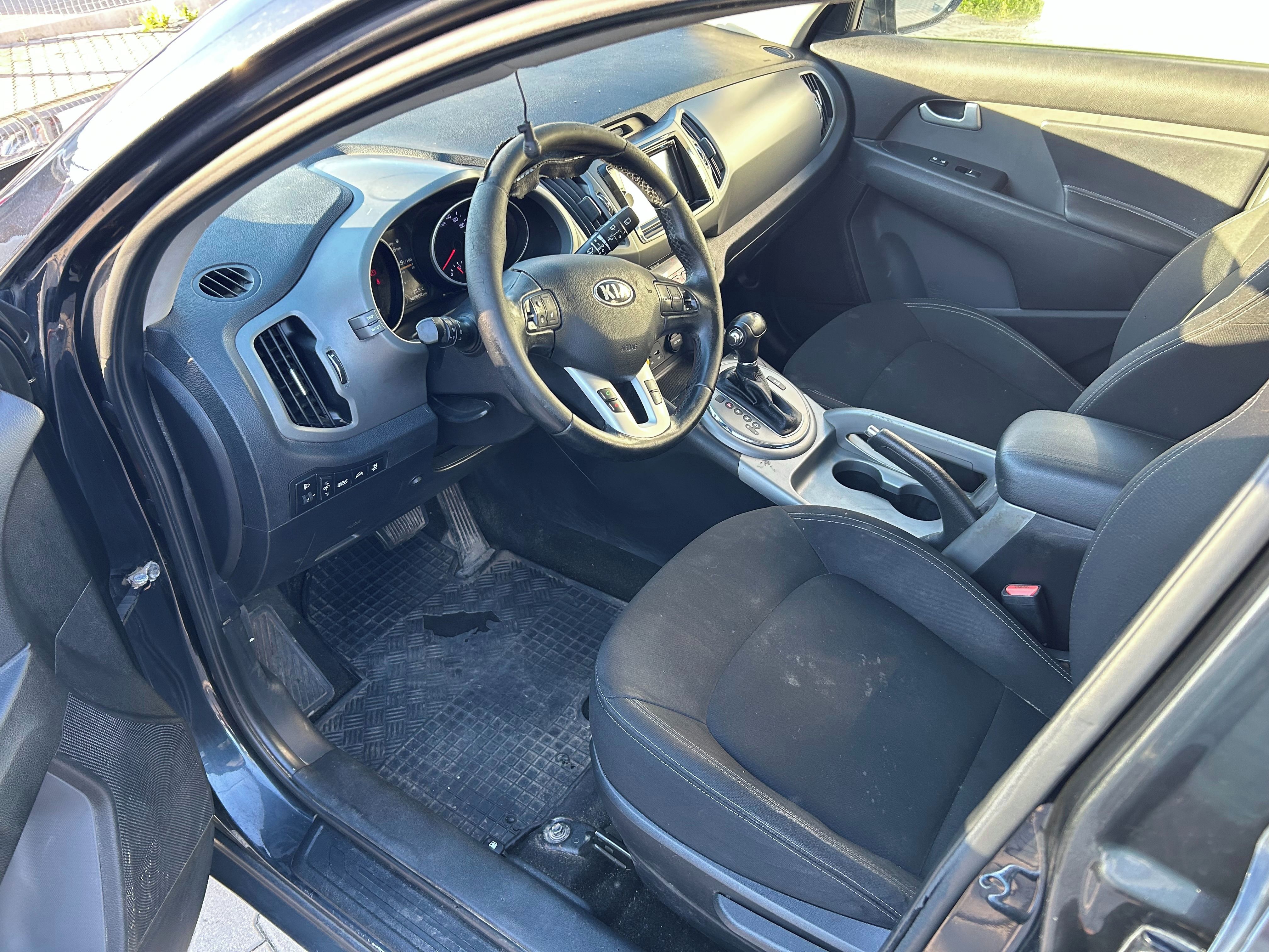 Kia Sportage, 2.0CRDI / 4x4 / Automat - fotka 6