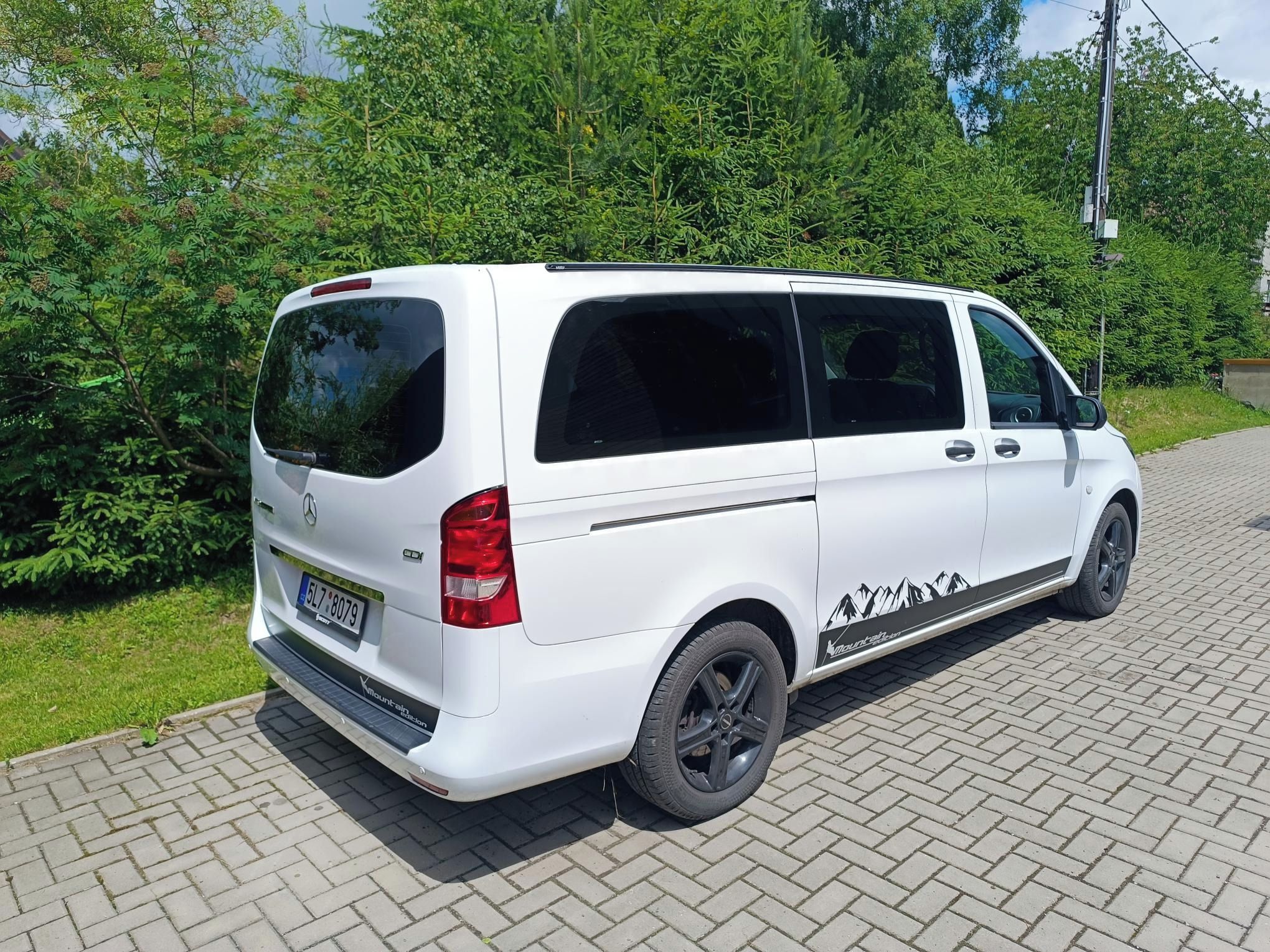 Mercedes-Benz Vito, MB Vito Tourer L - 8 míst - fotka 3