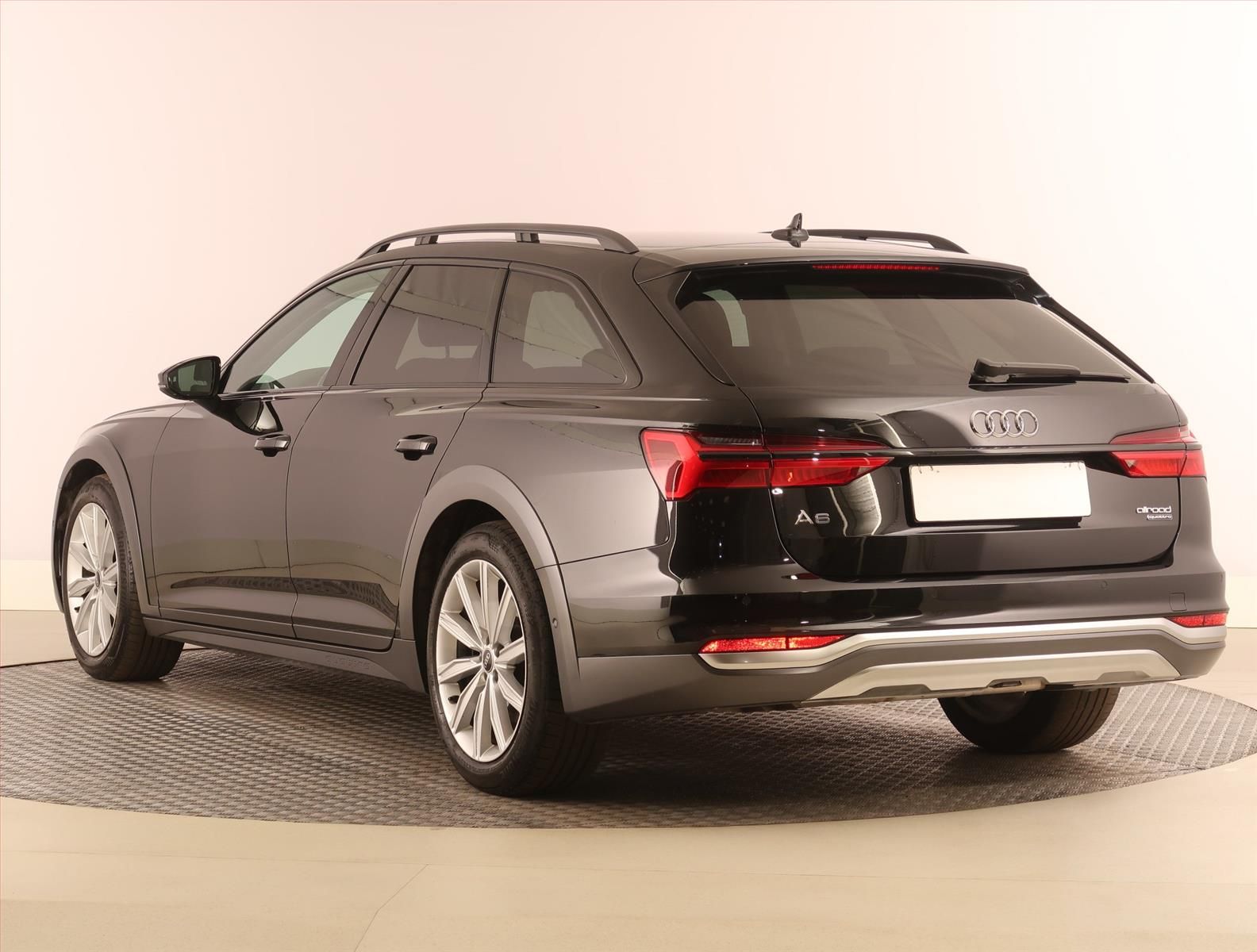 Audi A6 allroad, 45 TDI - fotka 4