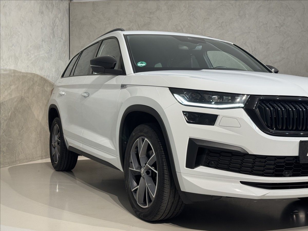 Škoda Kodiaq, 2,0 TDi  DSG Sportline Virtual - fotka 5