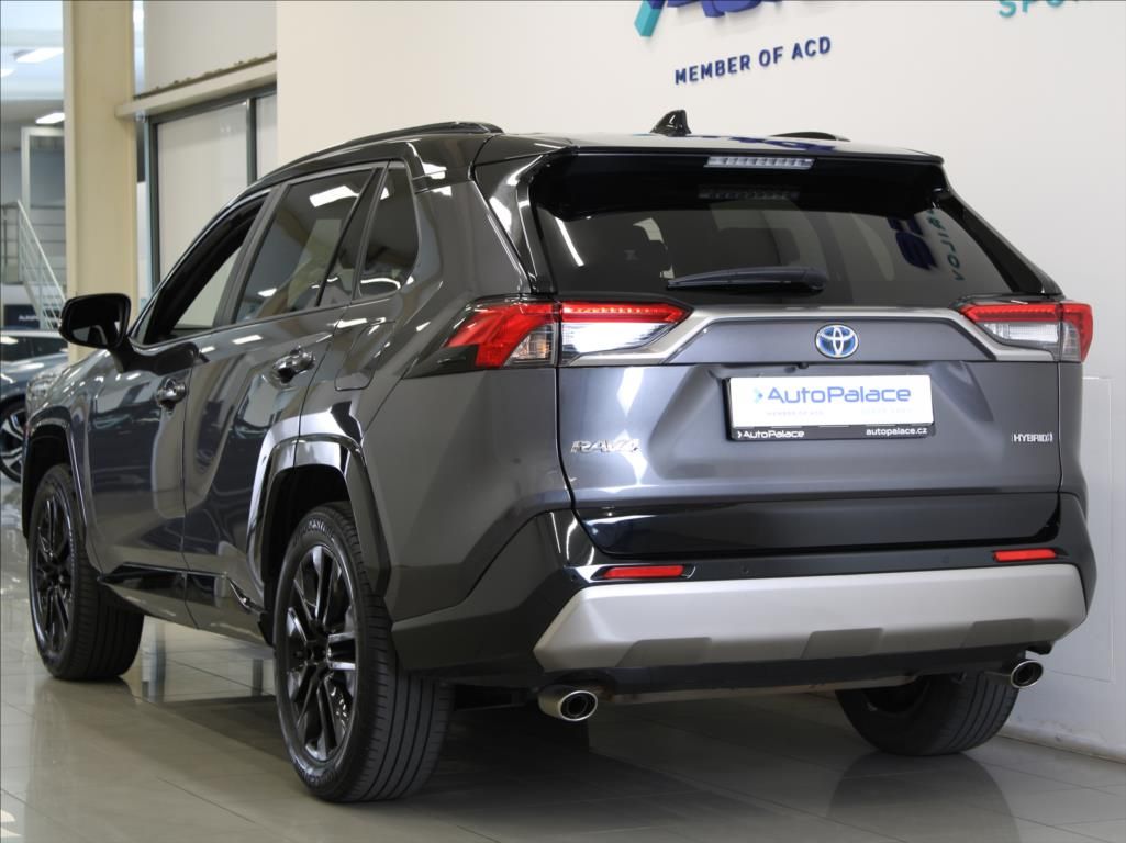 Toyota Rav4, 2,5 Hybrid Selection 1.maj.ČR - fotka 3
