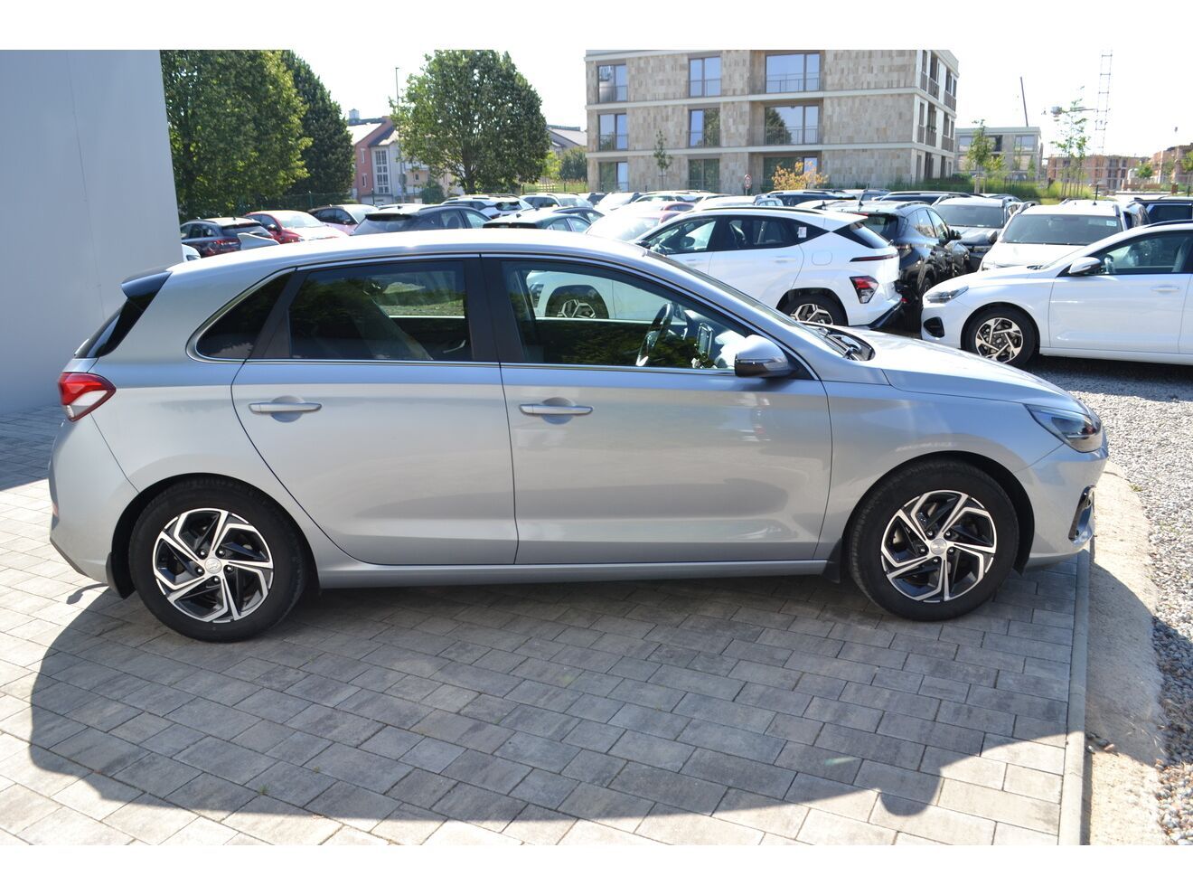Hyundai i30, 1.0T-GDI SMART ALU16 - fotka 6