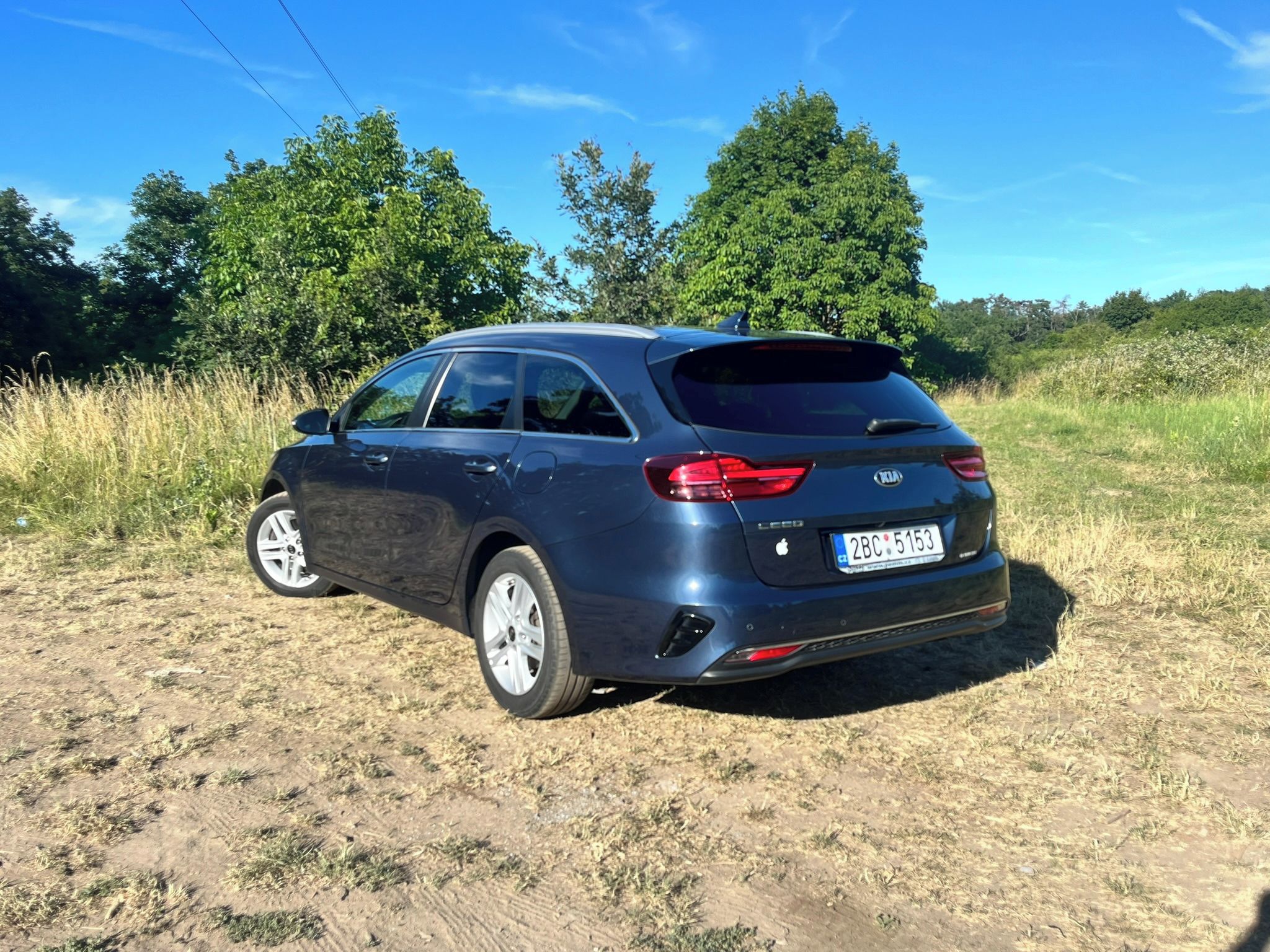 Kia Cee´d, 1,4 T-GDi 140k,1.MAJ,ČR - fotka 3