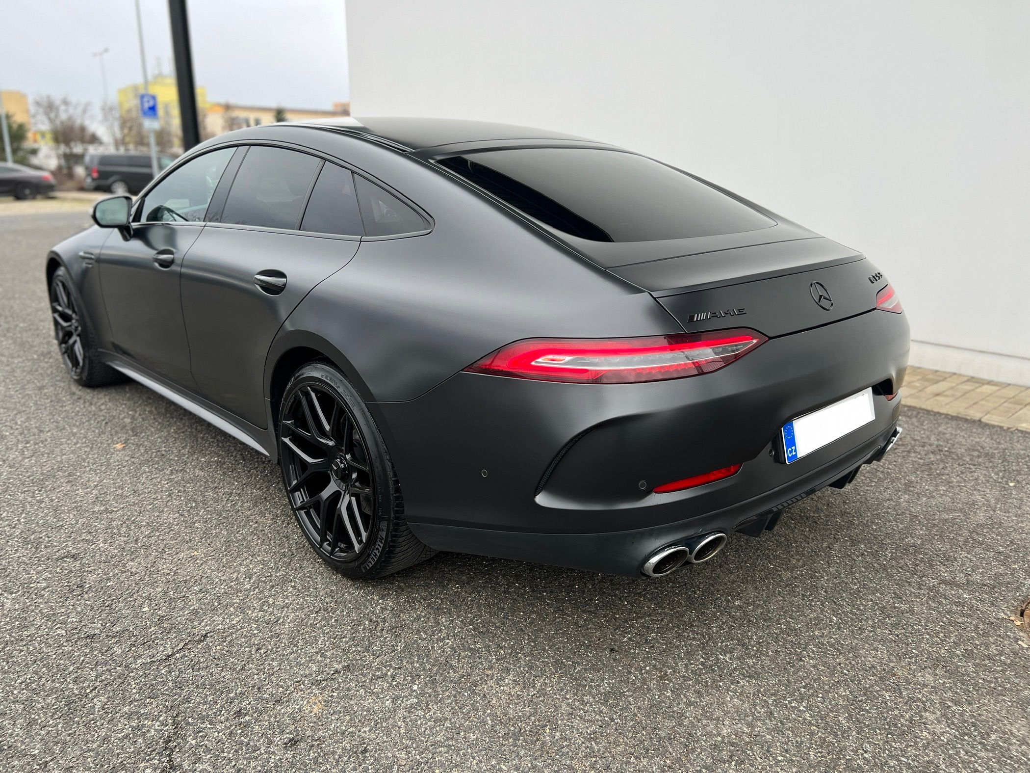 Mercedes-Benz AMG GT, 4MATIC+ - fotka 4