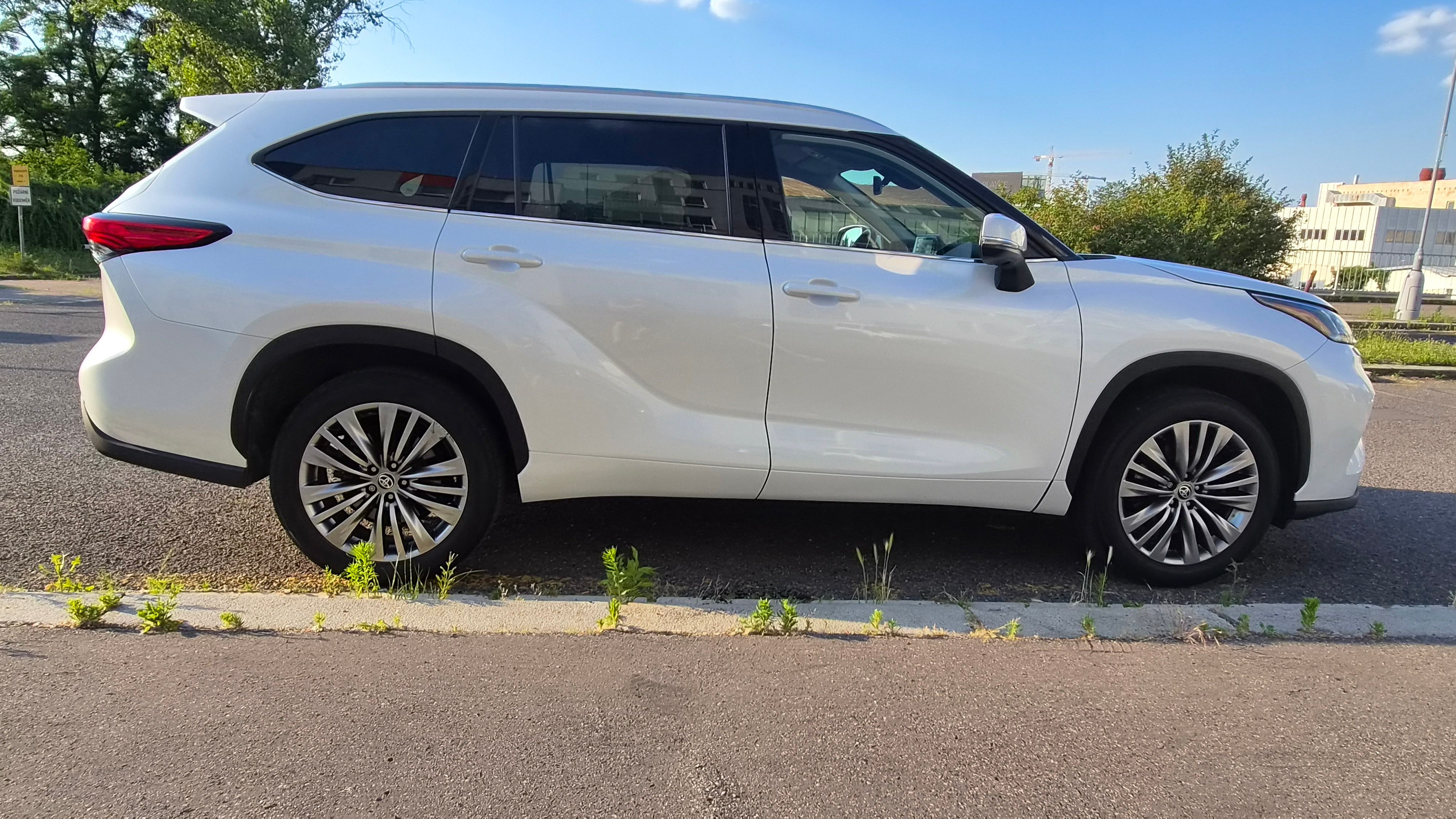 Toyota Highlander, TOYOTA Highlander - fotka 2