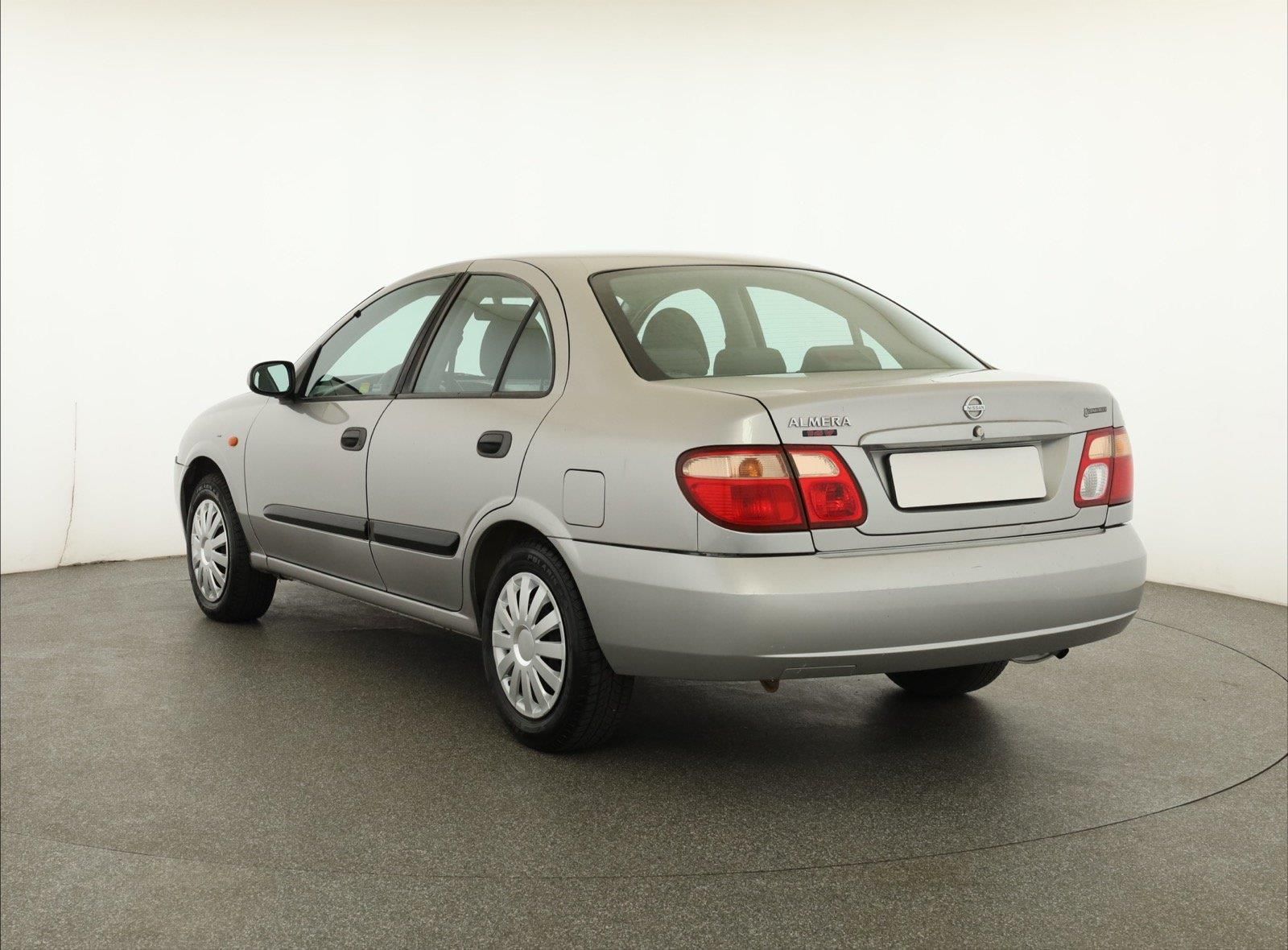 Nissan Almera, 1.5, Klima, udržované - fotka 4
