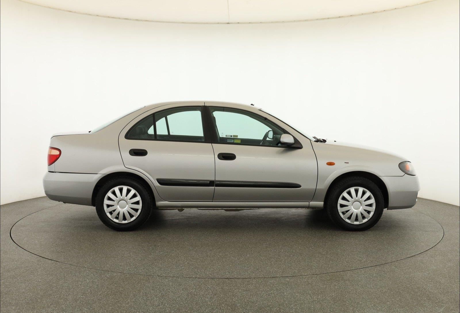 Nissan Almera, 1.5, Klima, udržované - fotka 6