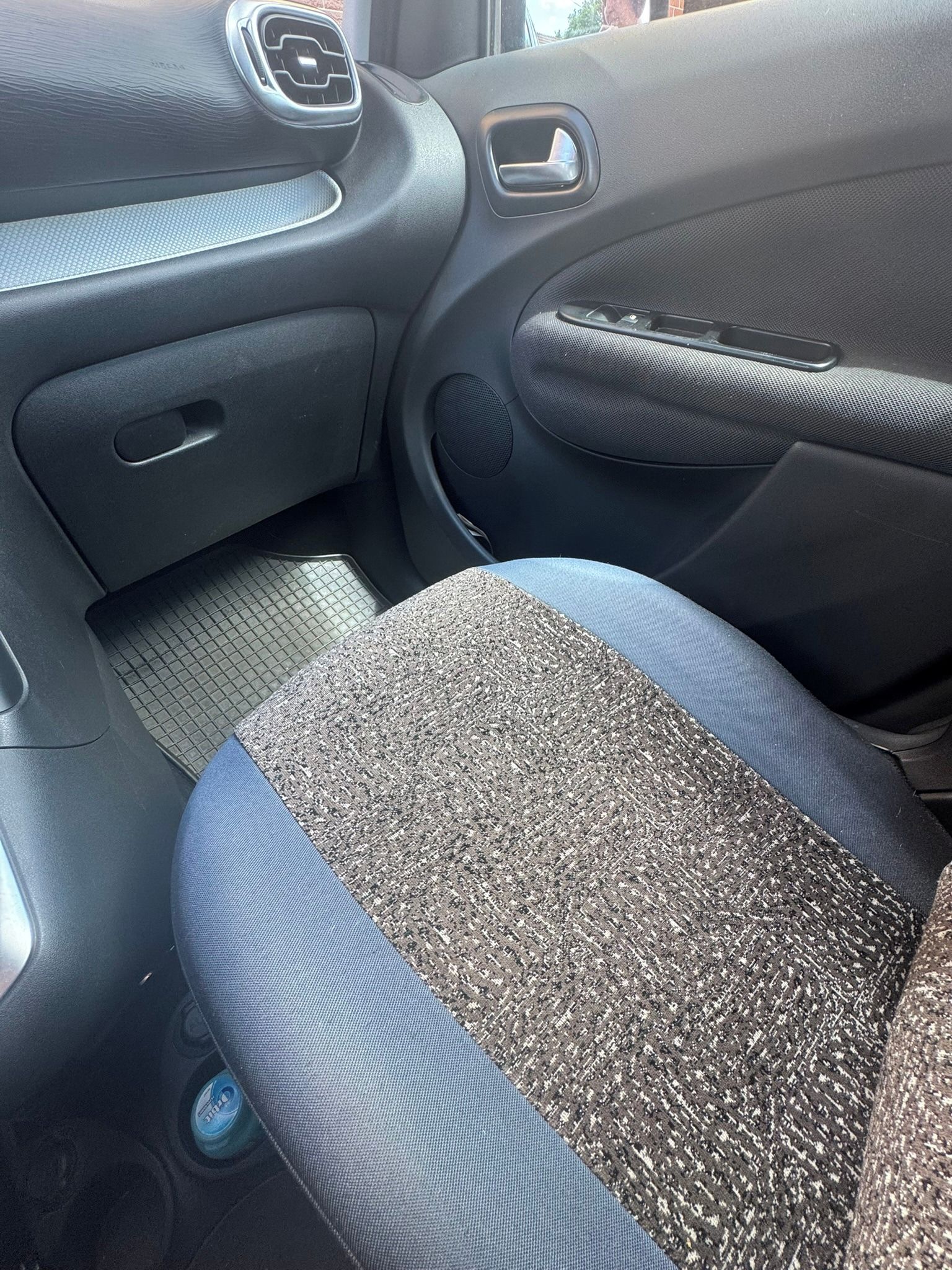 Citroën C3 Picasso, Citroen C3 Picasso, 1maj.55tis - fotka 3