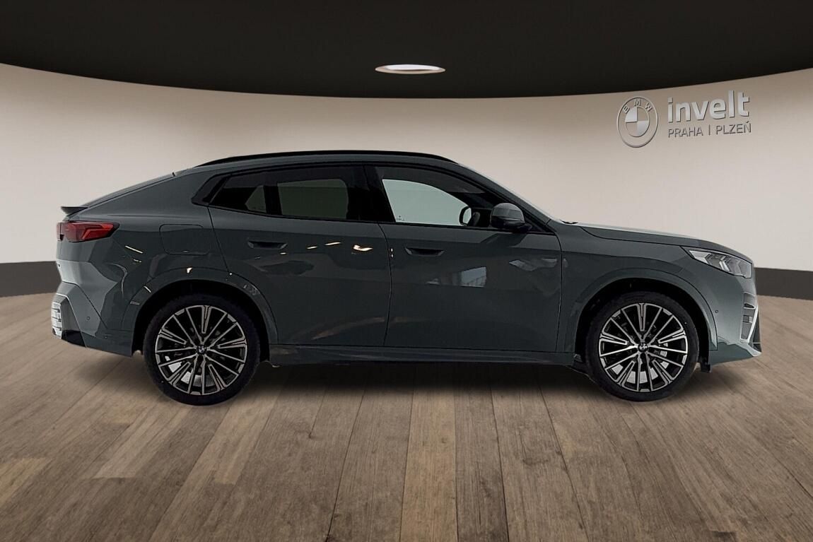 BMW X2, xDrive20d - fotka 2