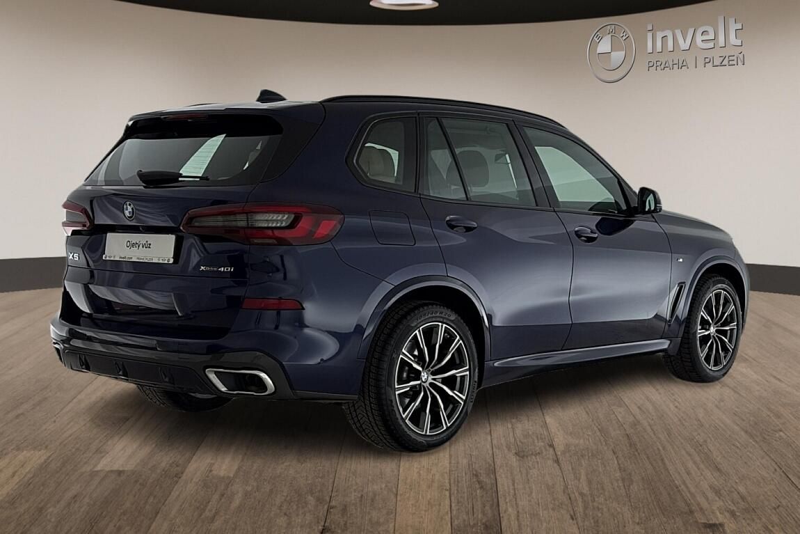 BMW X5, xDrive40i - fotka 3