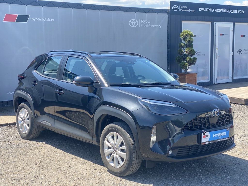 Toyota Yaris Cross, 1.5HEV, ČR, ComTech, 4x4