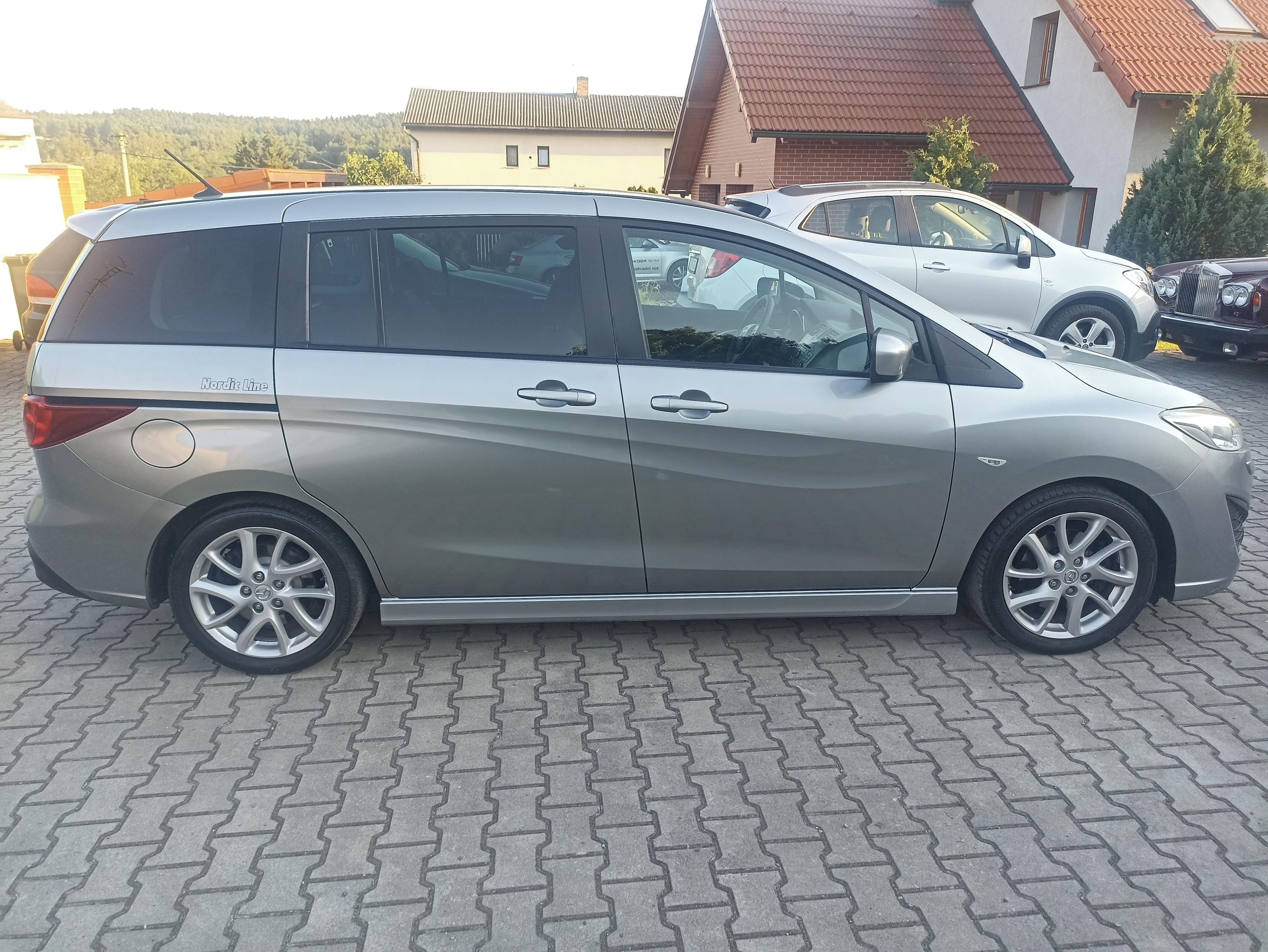 Mazda 5, 2.0 16v ,7mist,Sport - fotka 5