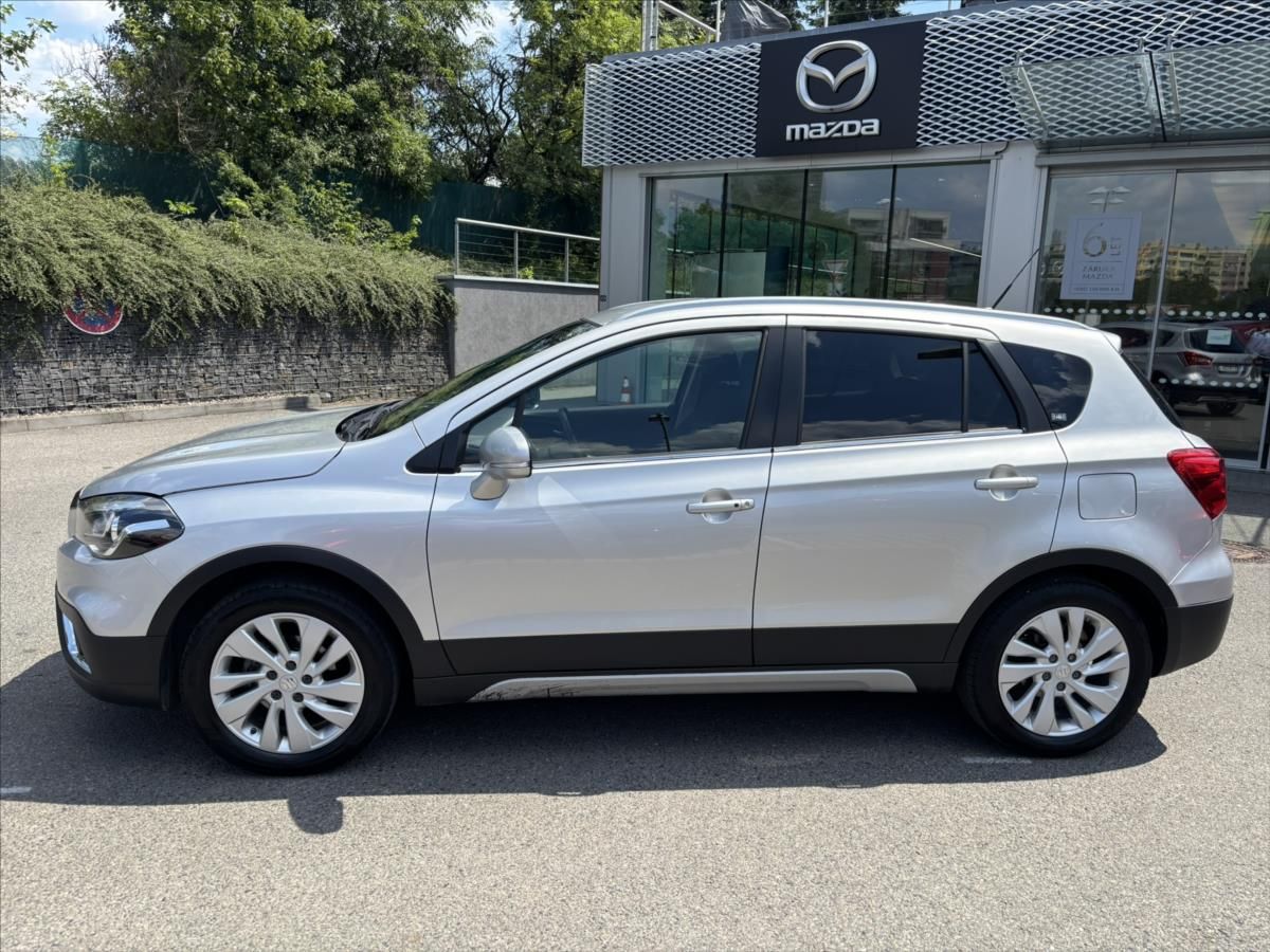 Suzuki SX4 S-Cross, 1,4 HEV 4x4 Premium ADAPTIV - fotka 2