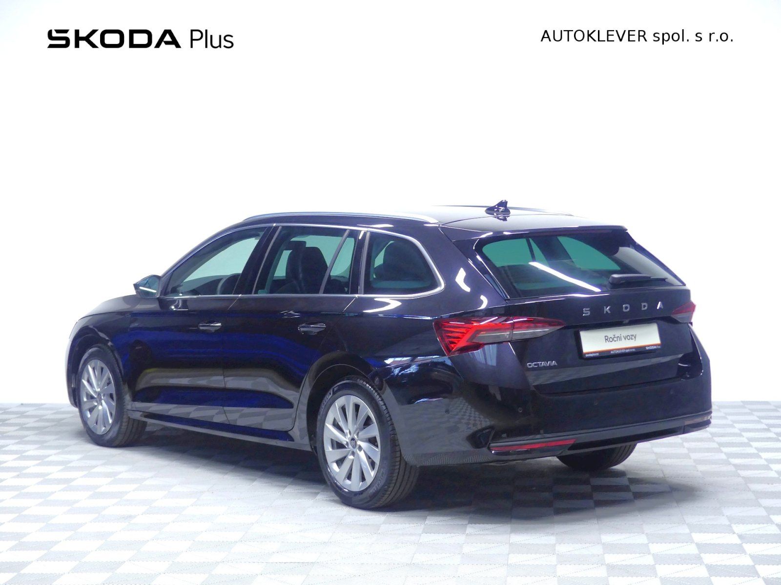 Škoda Octavia, Top Selection 1.5TSI 110kW Com - fotka 6