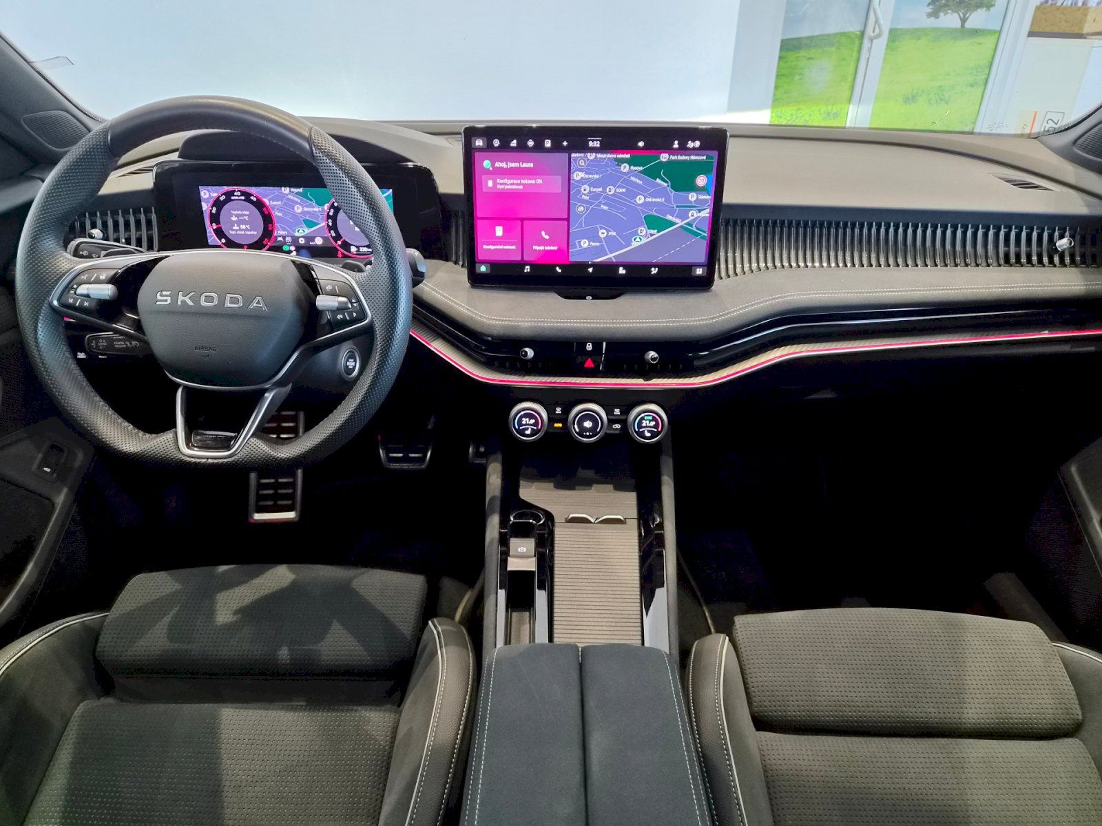 Škoda Superb, DSG 4x4 2,0 TDI / 142 kW Sport - fotka 5