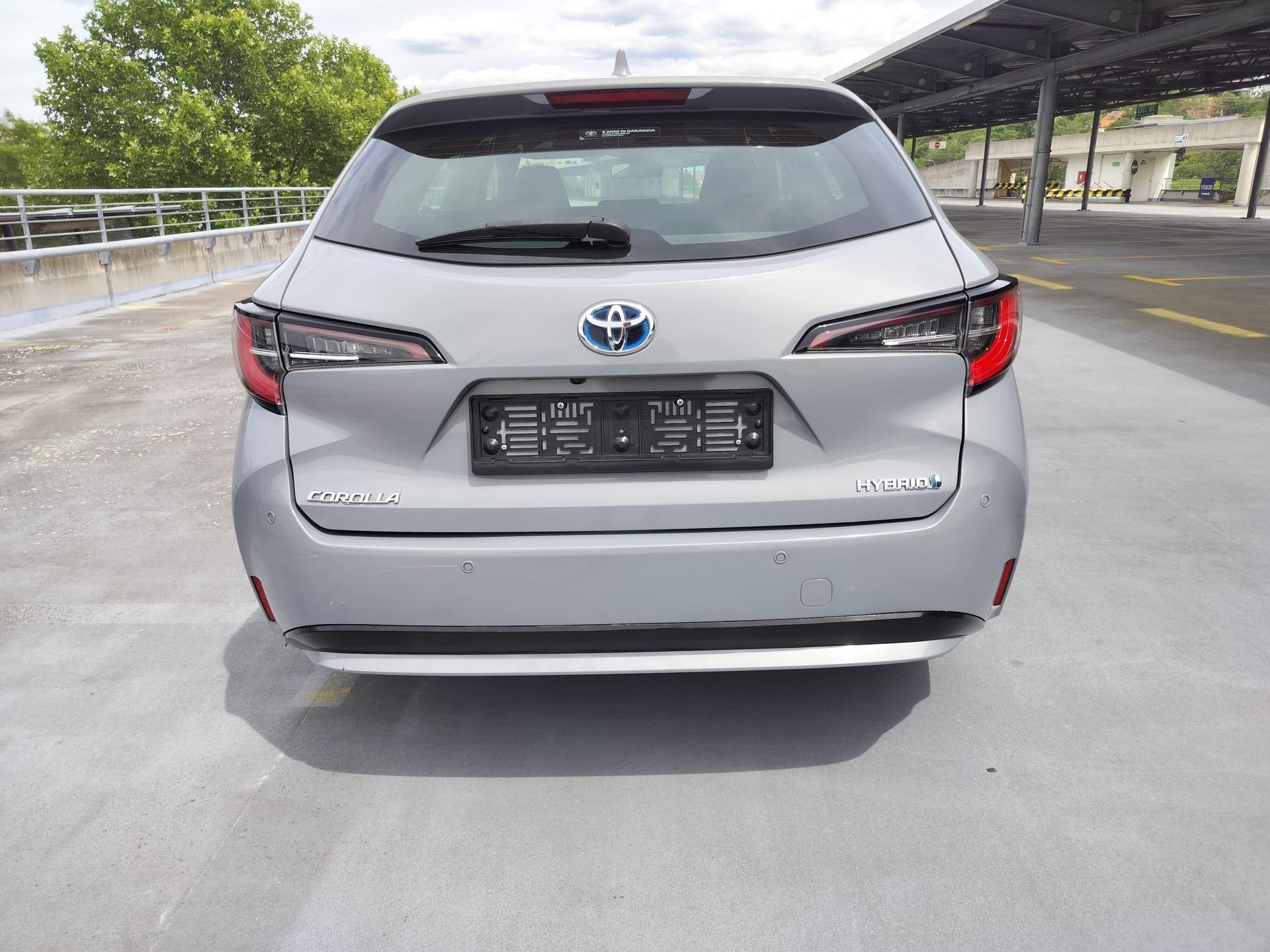 Toyota Corolla, 1.8 hybrid business, navigace - fotka 6