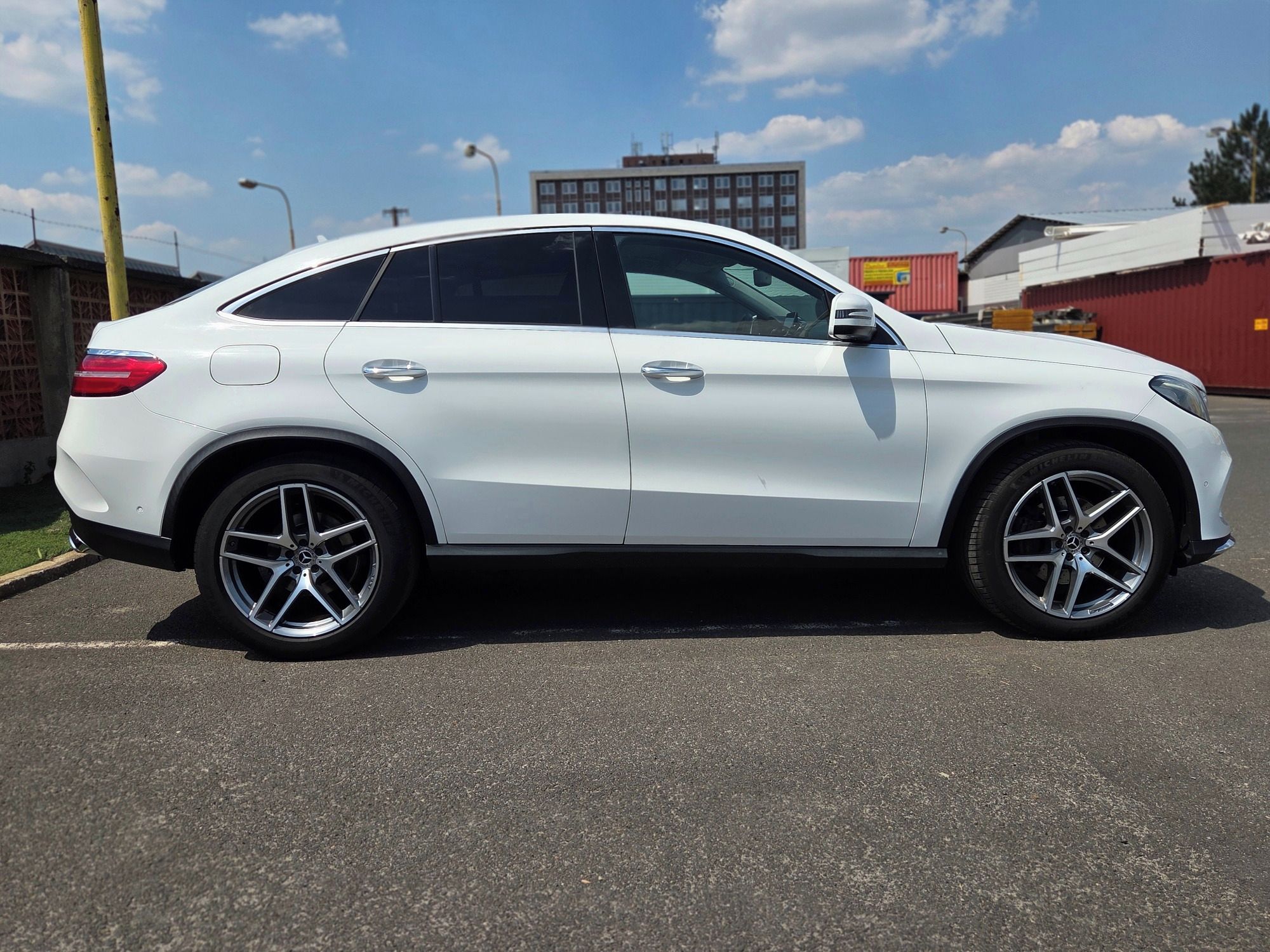 Mercedes-Benz GLE, Mercedes-Benz GLE 350d AMG - fotka 4