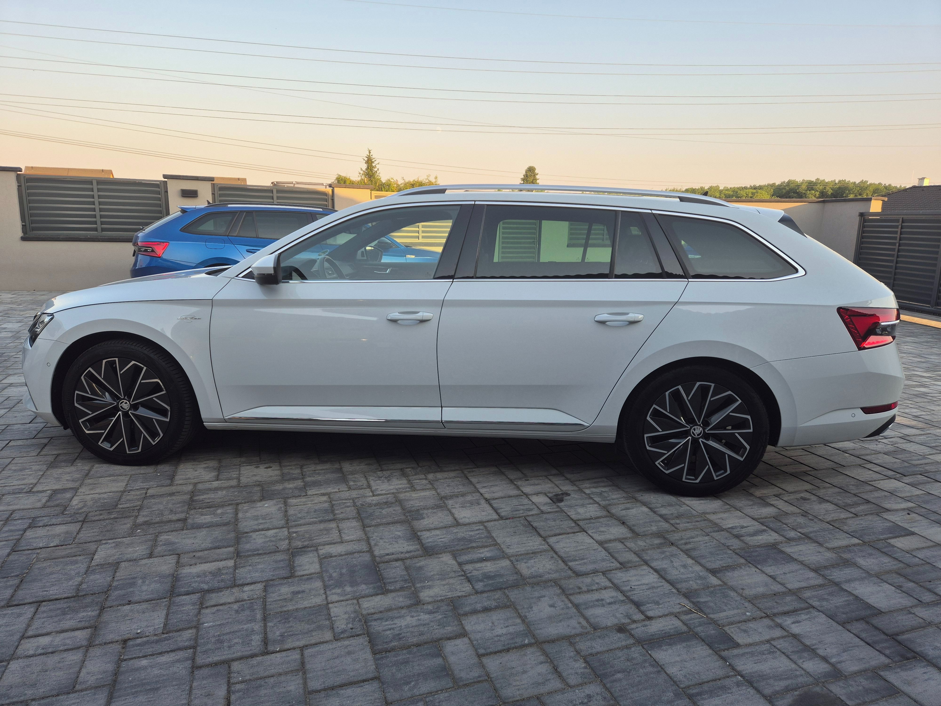 Škoda Superb, 2.0 TDI 147kw L&K 2023 ZÁRUKA - fotka 4