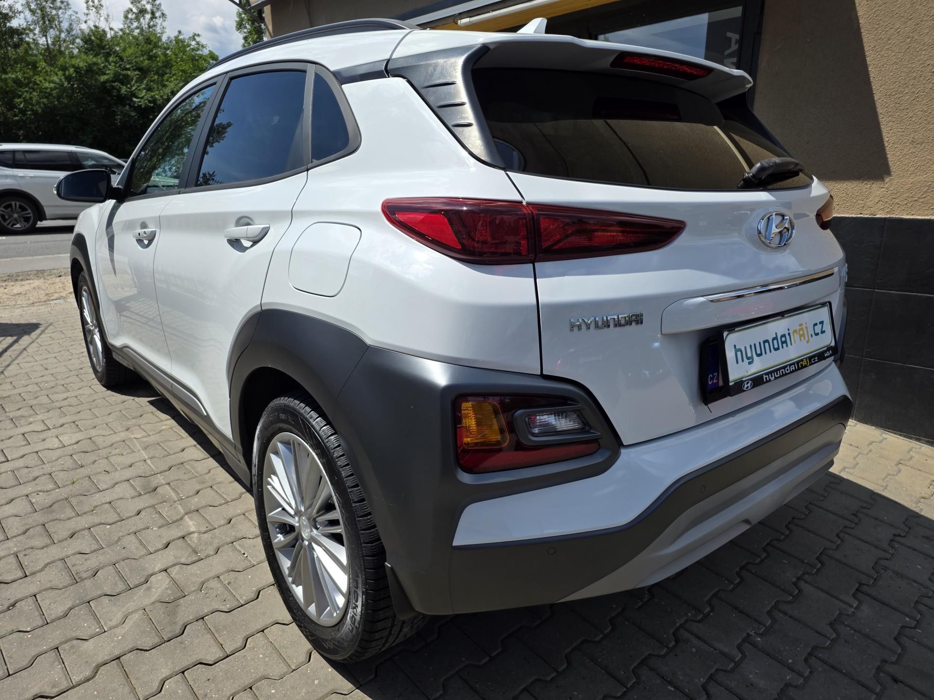 Hyundai Kona, 1.5-AUT-1.MAJ.-4x4-NAVI-KAMERA - fotka 5