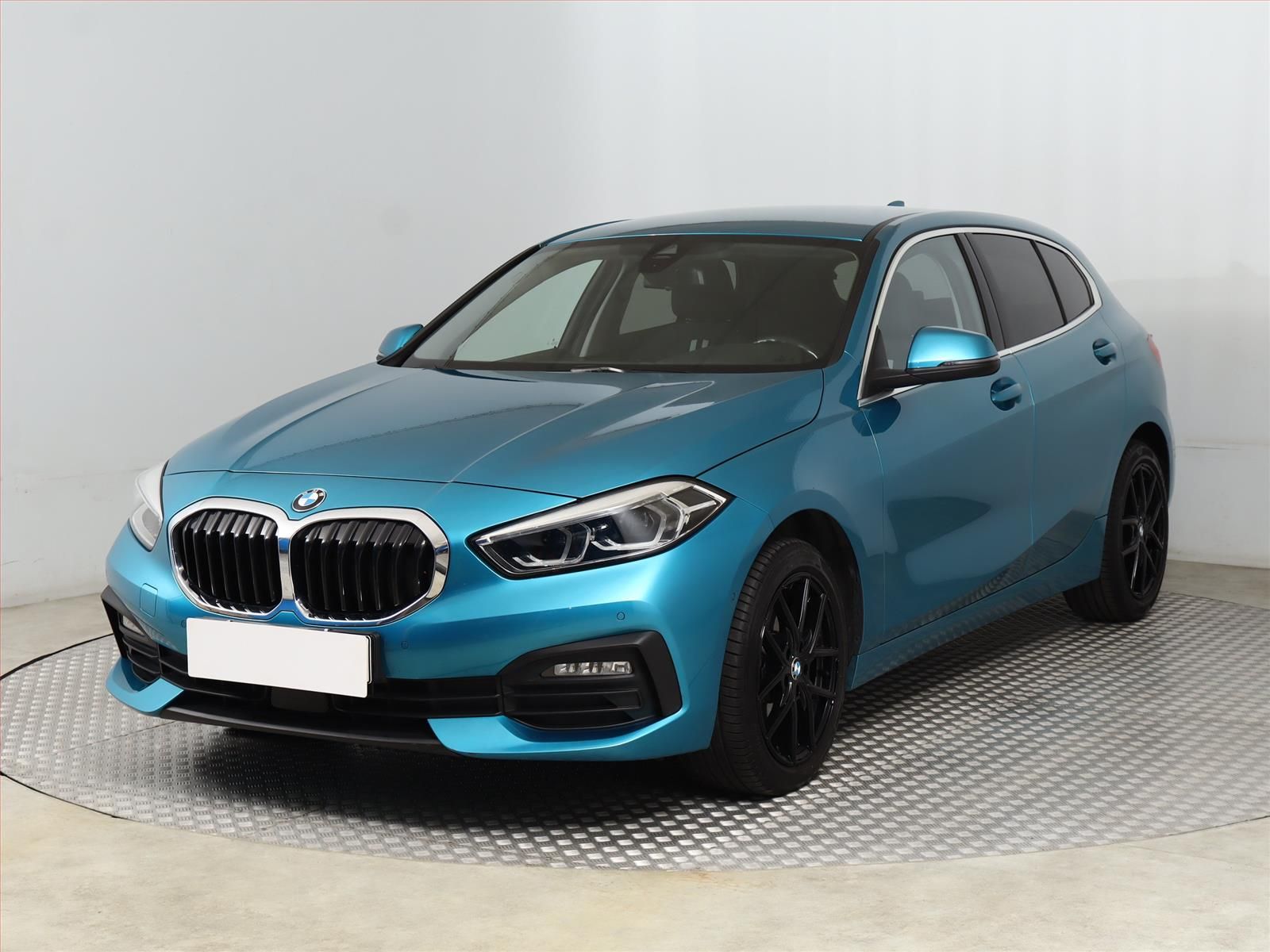 BMW Řada 1, 118i, Automat, Serv.kniha - fotka 2