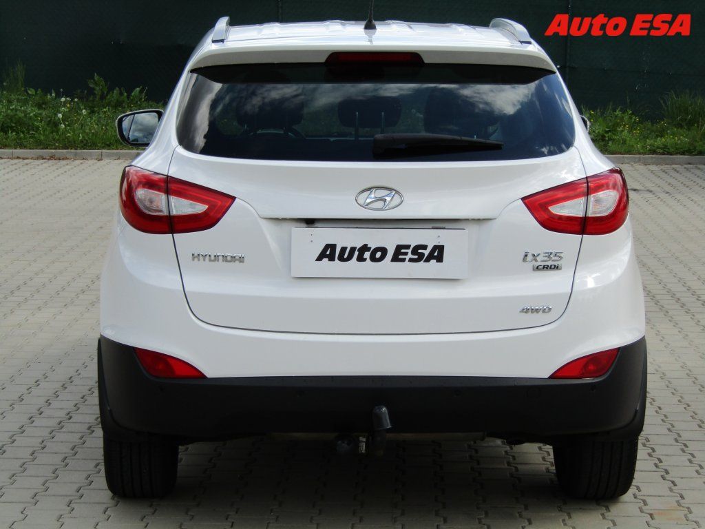Hyundai ix35, 2.0 CRDi 4WD - fotka 5